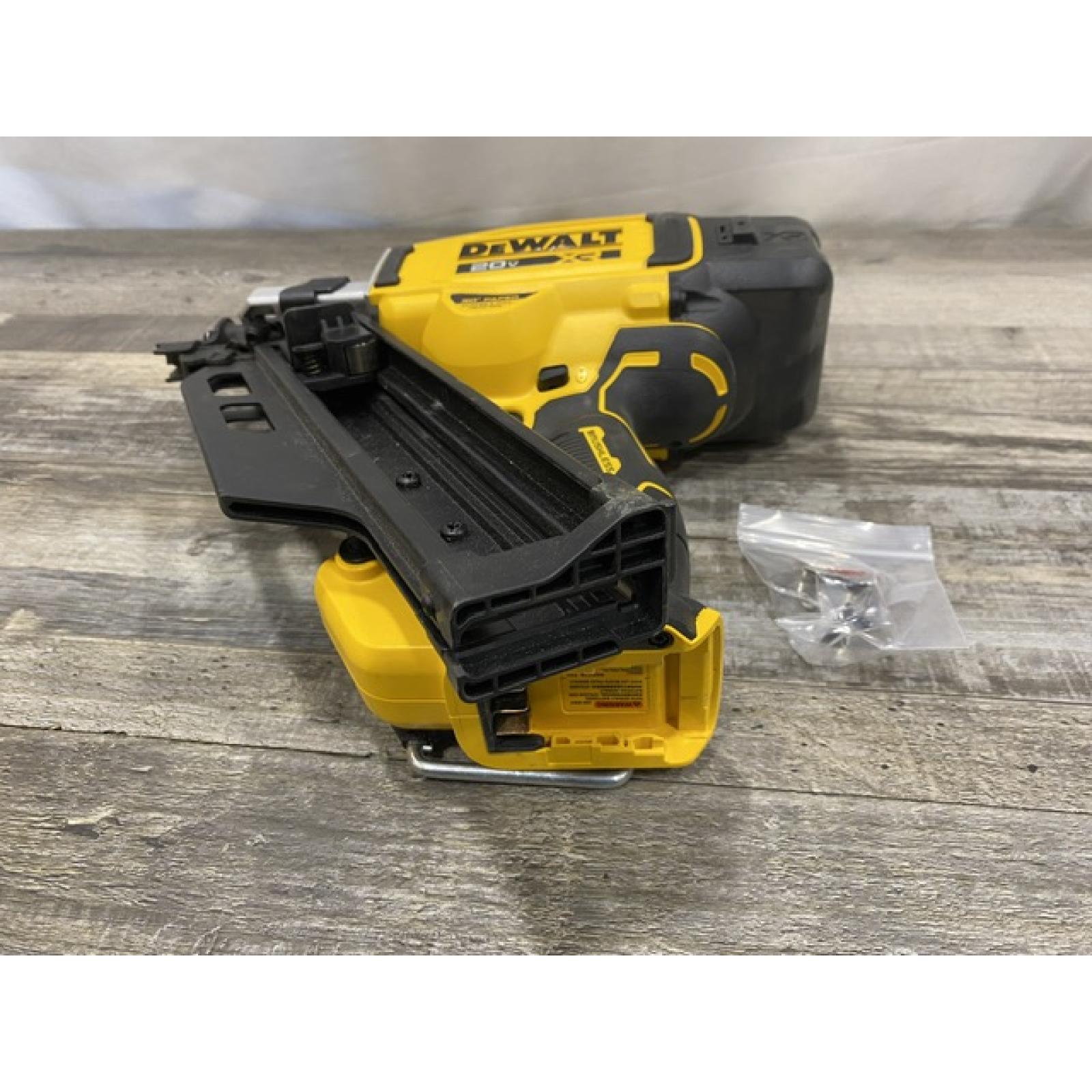 AS-IS DEWALT 20V 30 Degree Cordless Framing Nailer (Tool-Only)