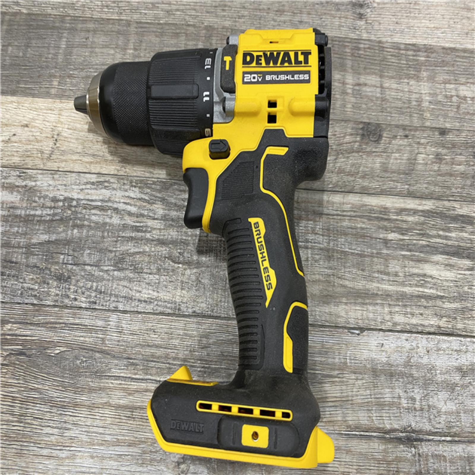 AS-IS DEWALT ATOMIC 20V Lithium-Ion Cordless 1/2 in. Hammer Drill Kit