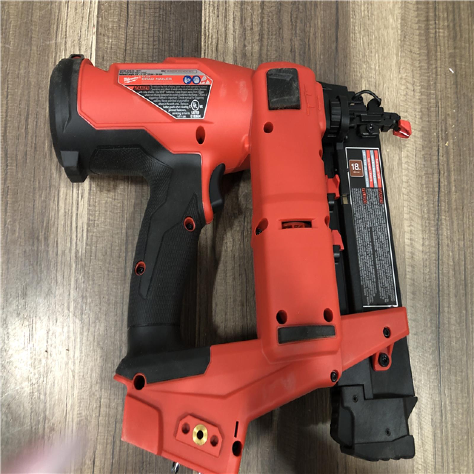 AS-IS Milwaukee  FUEL 18-Volt Lithium-Ion Brushless Cordless Gen II 18-Gauge Brad Nailer (Tool-Only)