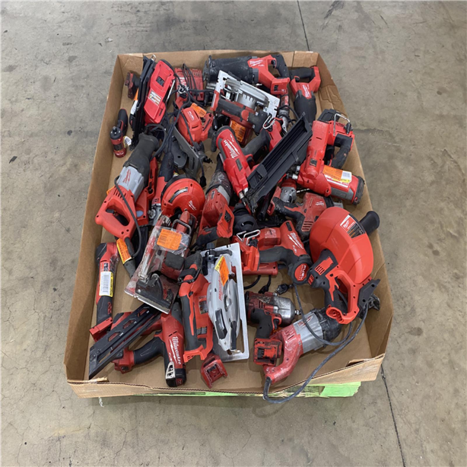 Houston Location AS IS - Tool Pallet