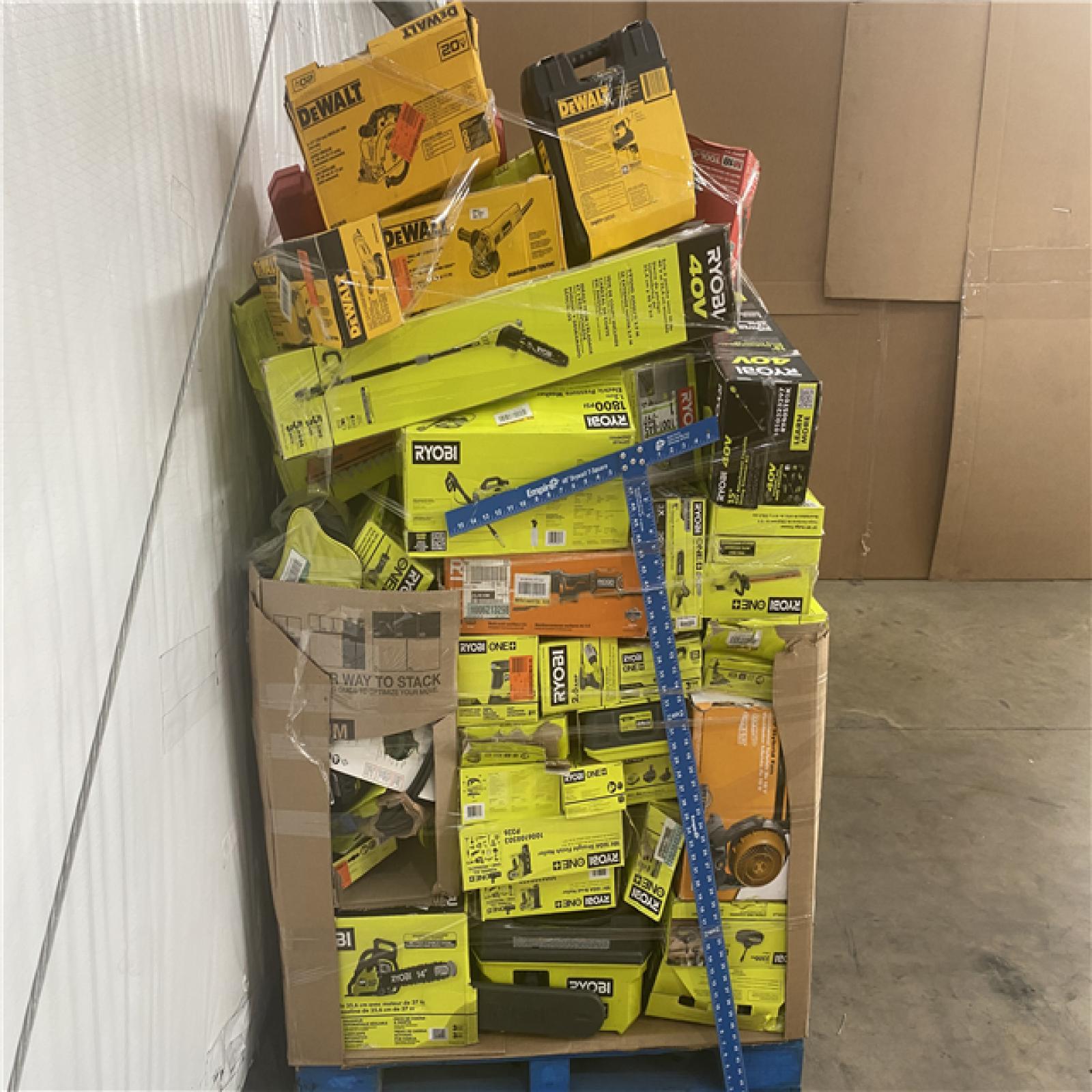 Houston Location AS IS - Tool Pallet