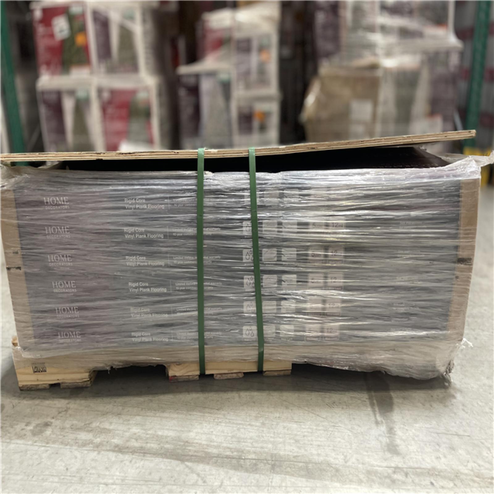 DALLAS LOCATION- Home Decorators Collection Avebury Oak 12 MIL x 7.1 in. W x 48 in. L Click Lock Waterproof Luxury Vinyl Plank Flooring (23.4 sqft/case) PALLET (30 cases)