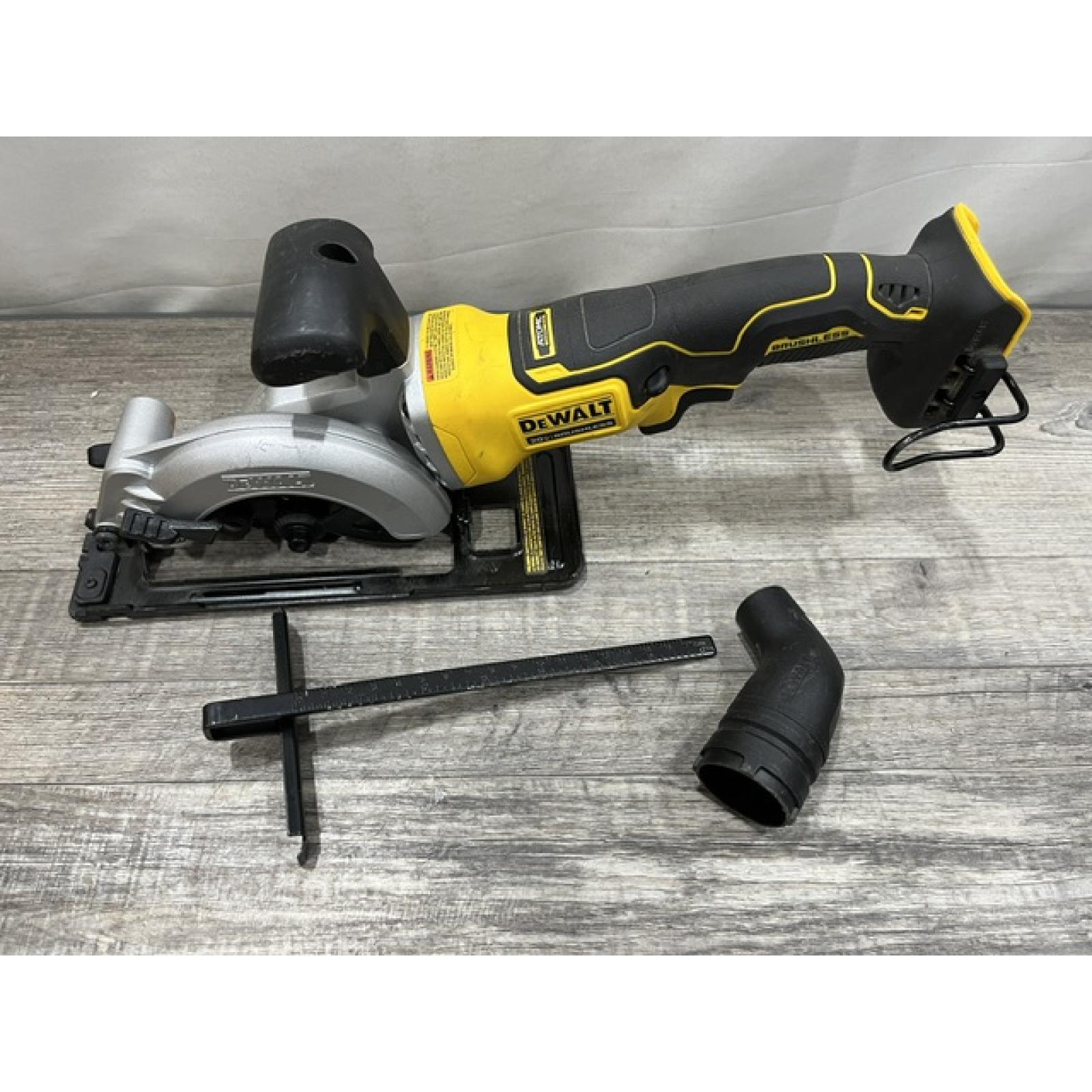 AS-IS DEWALT ATOMIC 20V MAX Cordless Brushless 4-1/2 in. Circular Saw (Tool Only)