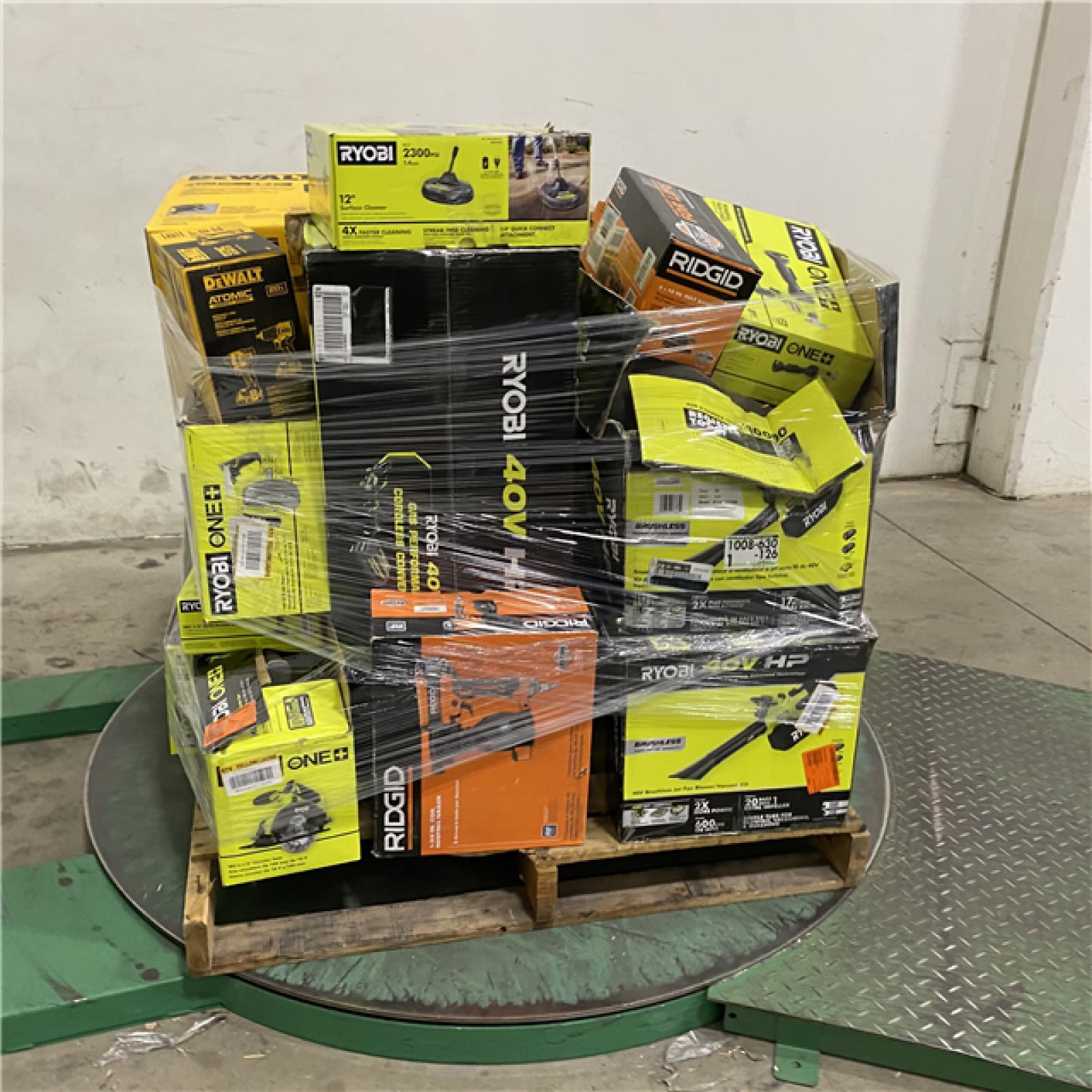 Dallas Location - As-Is Tool Pallet