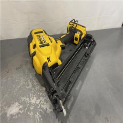 AS-IS - DeWalt 20V MAX XR Lithium-Ion Cordless 2-1/2 in. 15-Gauge Finish Nailer Kit