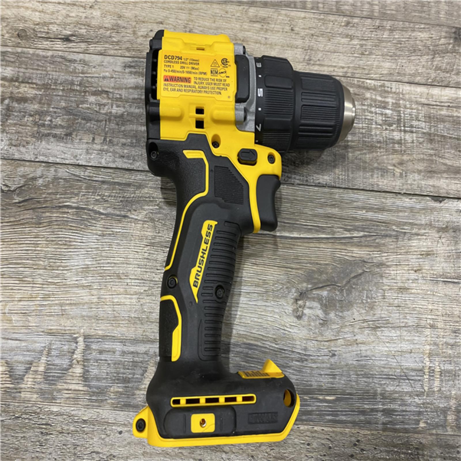 AS-IS DEWALT Atomic 20V Lithium-Ion Cordless Compact 1/2 in. Drill/Driver Kit