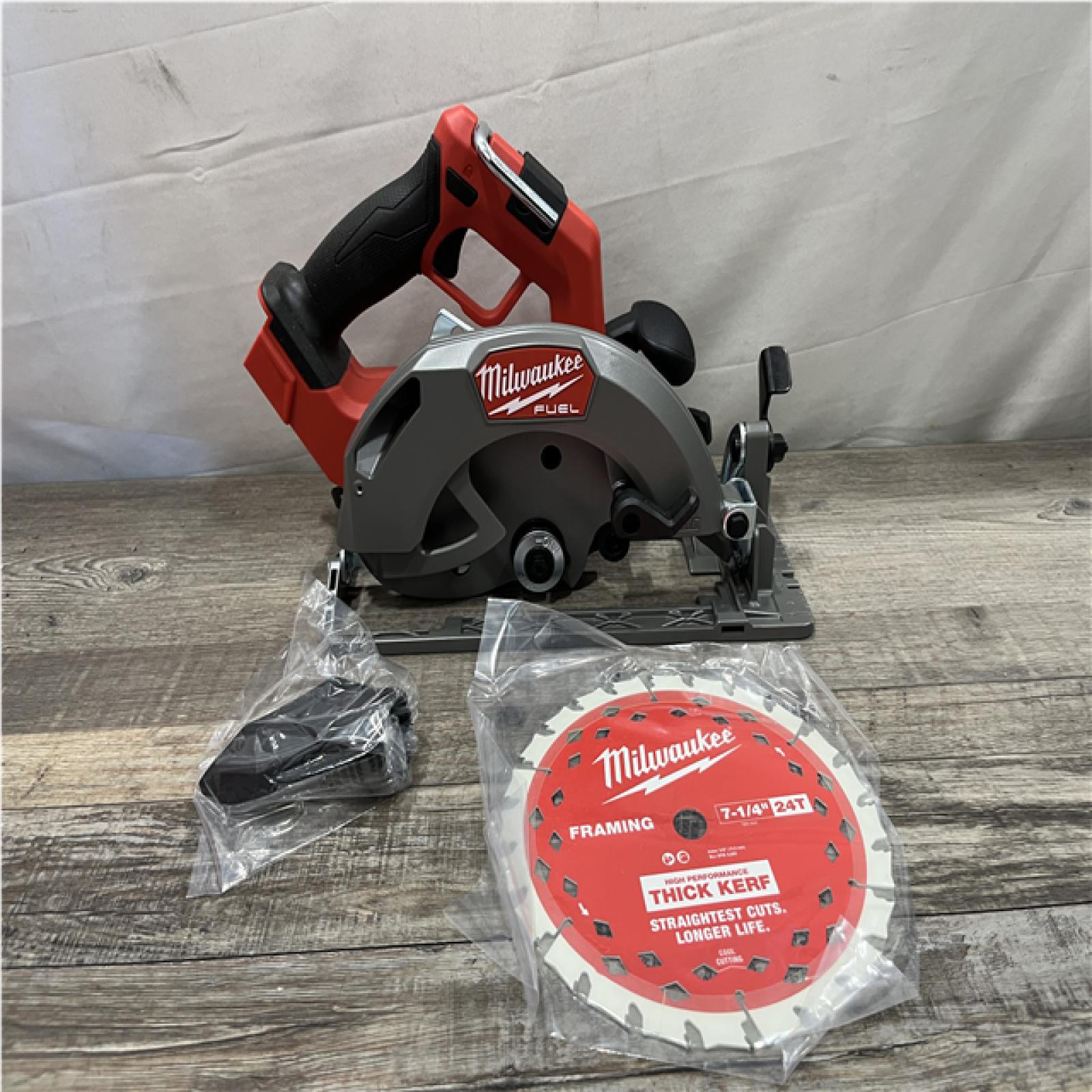 AS-IS Milwaukee FUEL 18V Lithium-Ion Brushless Cordless 7-1/4 in. Circular Saw (Tool-Only)