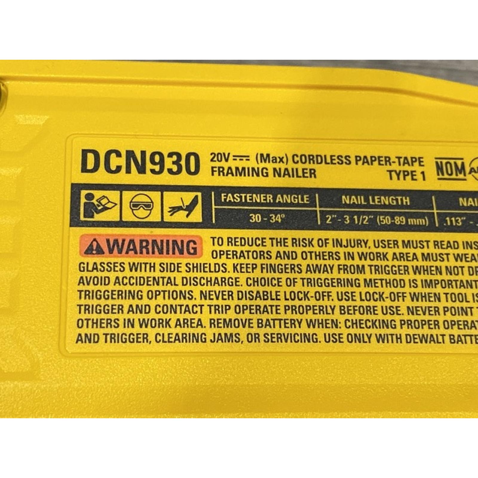 AS-IS DEWALT 20-Volt 30° Cordless Framing Nailer Kit