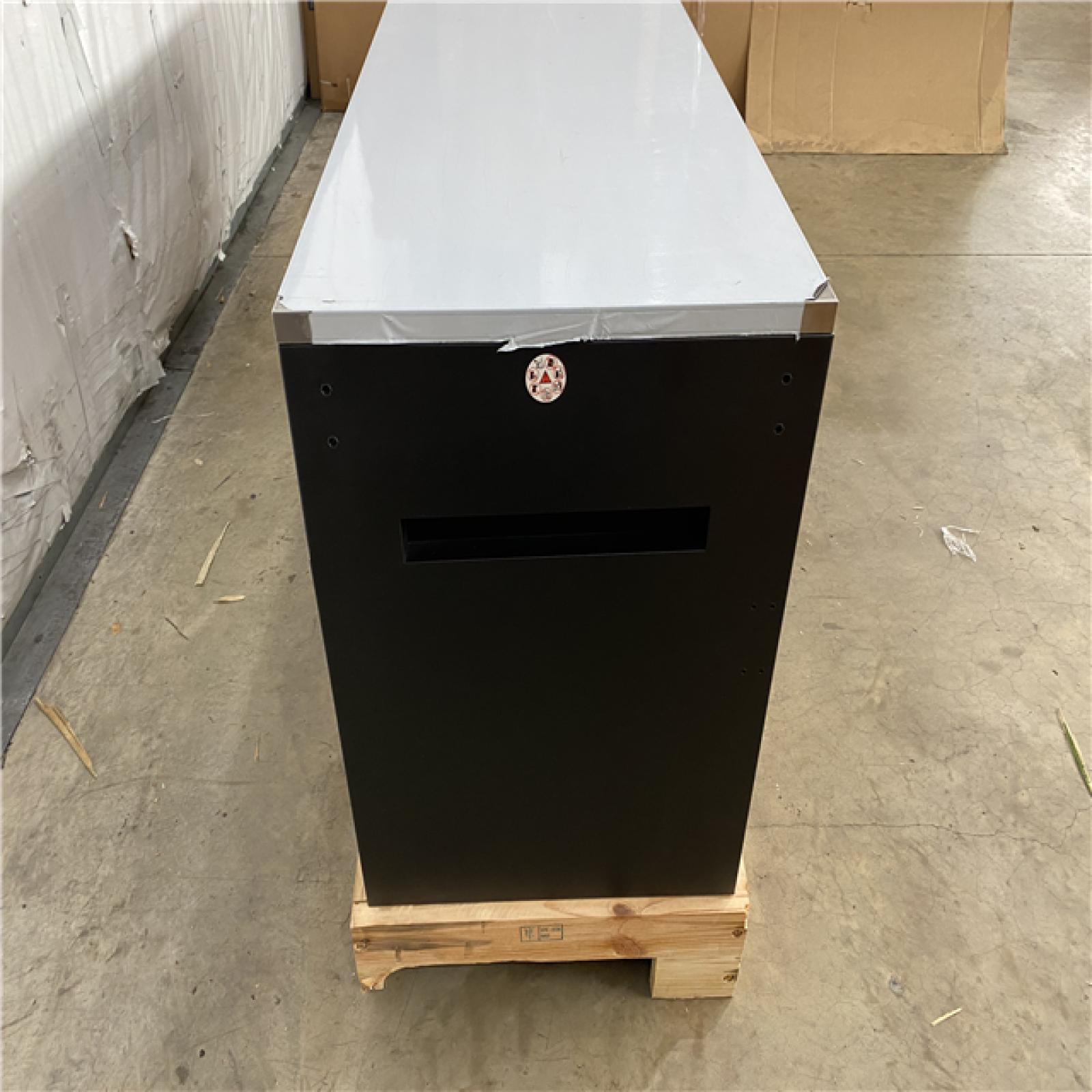 Houston Location AS IS - Husky 24 Drawer Mobile Workbench