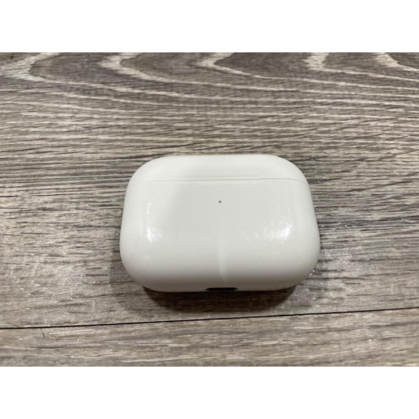 AS-IS Apple AirPods Pro 2 With MagSafe Charging Case (USB-C)