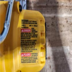 HOUSTON LOCATION - AS - IS DEWALT 20V MAX Cordless Brushless 6-1/2 in. Sidewinder Style Circular Saw (Tool Only)