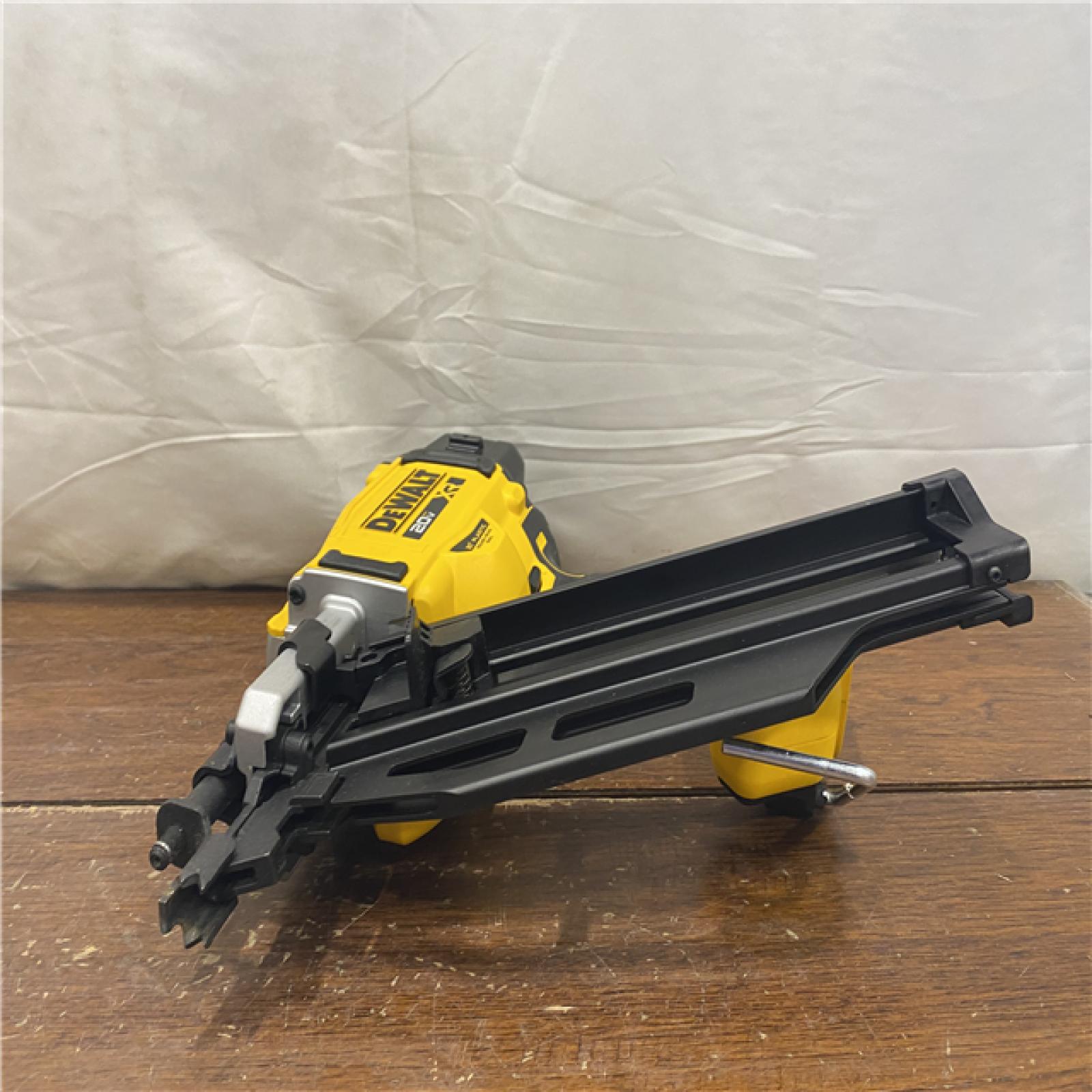 AS-IS DEWALT 20-Volt 21° Cordless Framing Nailer (Tool-Only)