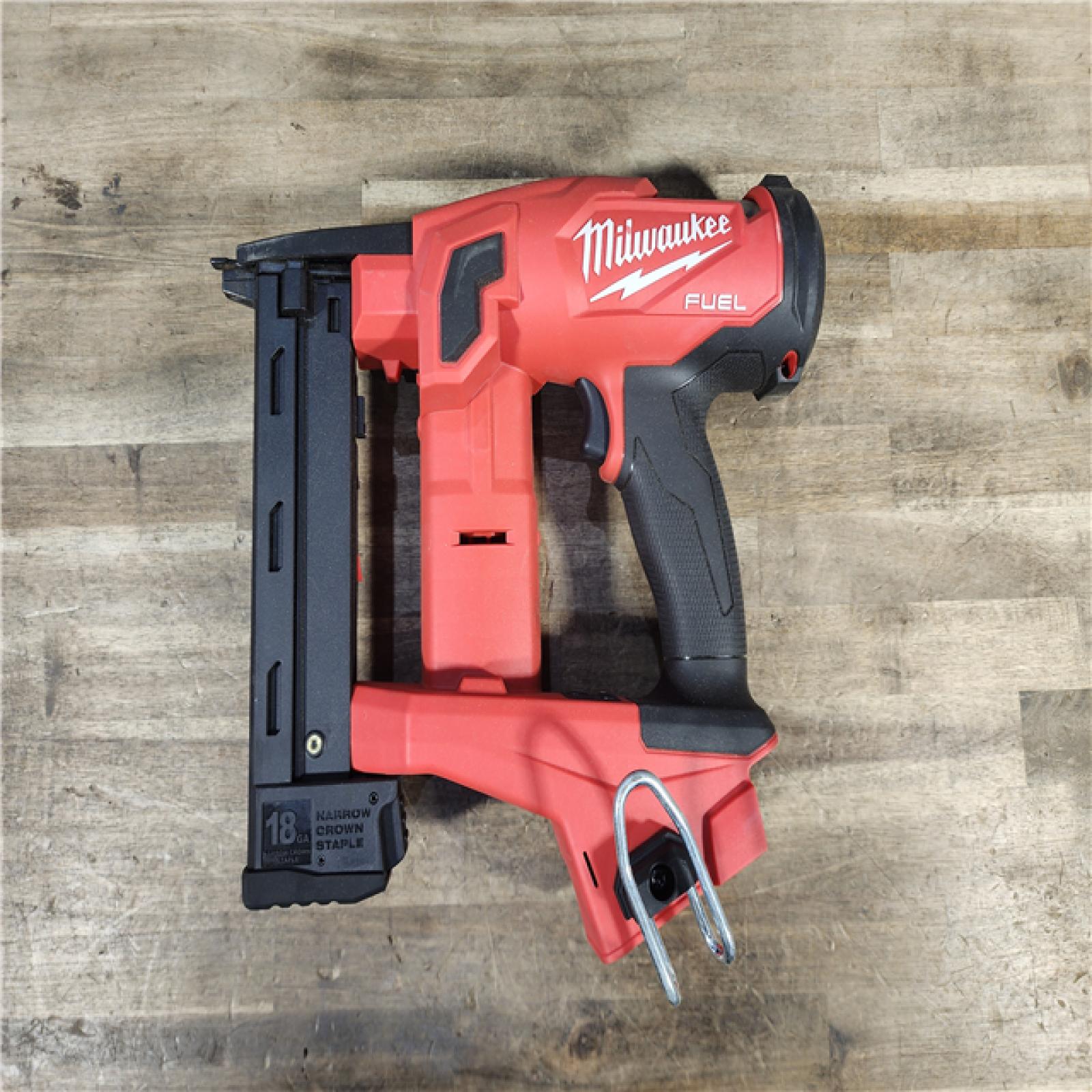 HOUSTON LOCATION - AS-IS MILWAUKEE FUEL 18-Volt Lithium-Ion Brushless Cordless 18-Gauge 1/4 in. Narrow Crown Stapler (Tool-Only)