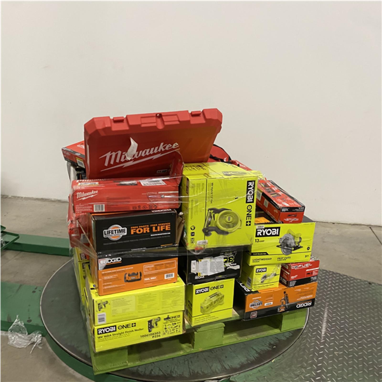 Dallas Location - As-Is Tool Pallet