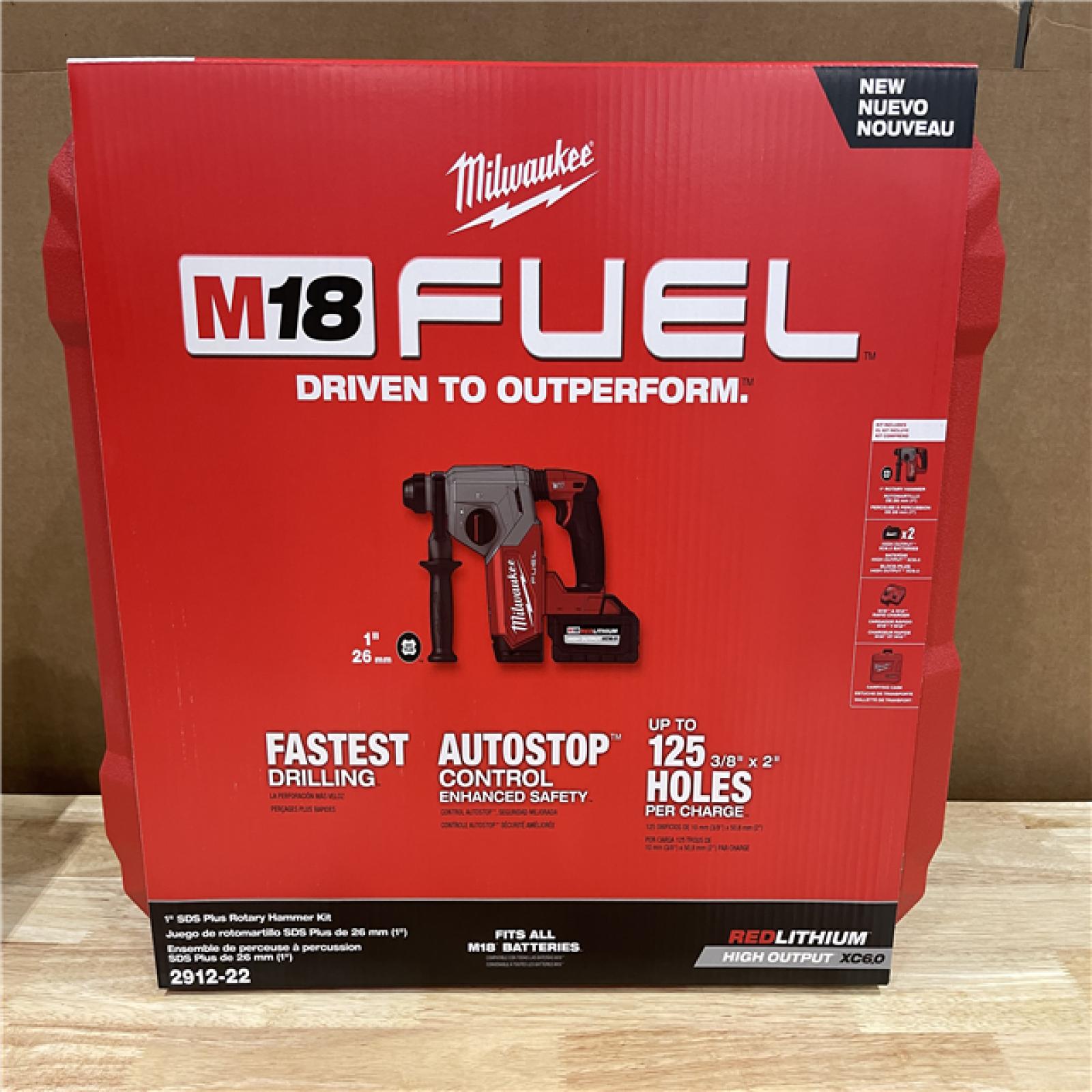 NEW!- Milwaukee M18 FUEL 18V Lithium-Ion Brushless 1 in. Cordless SDS-Plus Rotary Hammer Kit