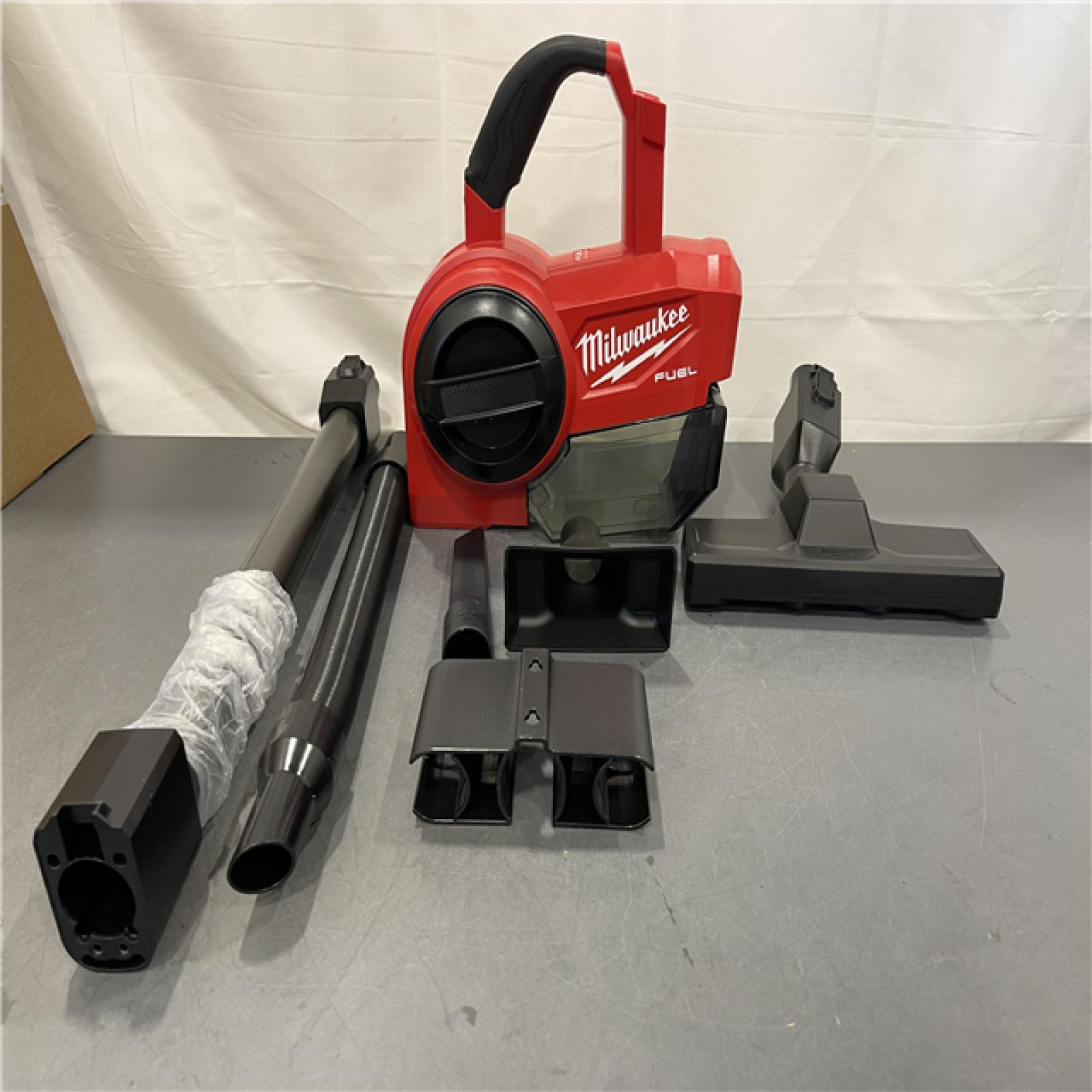AS-IS - Milwaukee M18 FUEL 18-Volt Lithium-Ion Brushless 0.25 Gal. Cordless Jobsite Wet/Dry Vacuum
