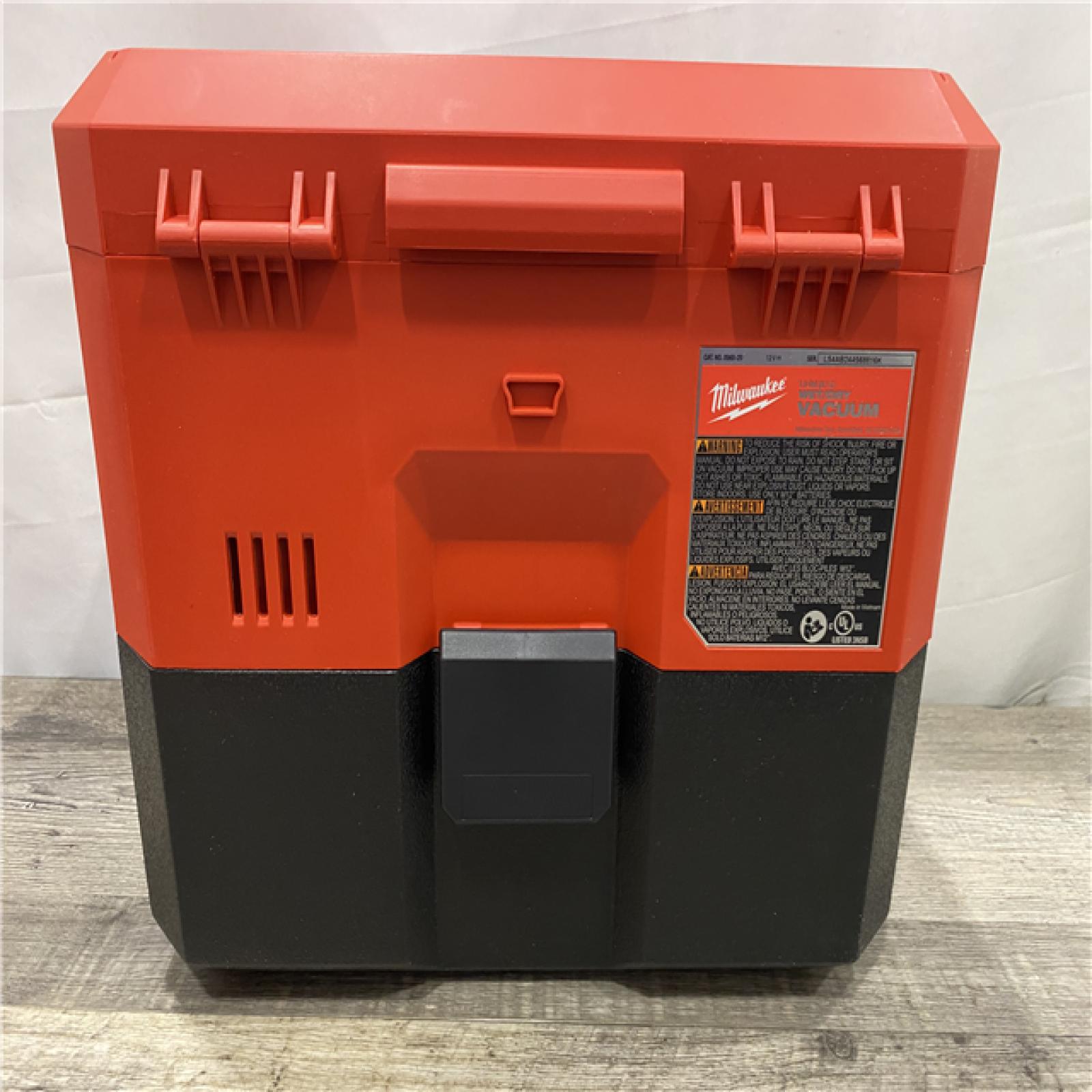 AS-IS Milwaukee FUEL 12-Volt Lithium-Ion Cordless 1.6 Gal. Wet/Dry Vacuum (Vacuum-Only)