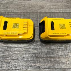 AS-IS DEWALT 20V MAX XR POWERSTACK Lithium-Ion 1.7 Ah Compact Battery (2-Pack)