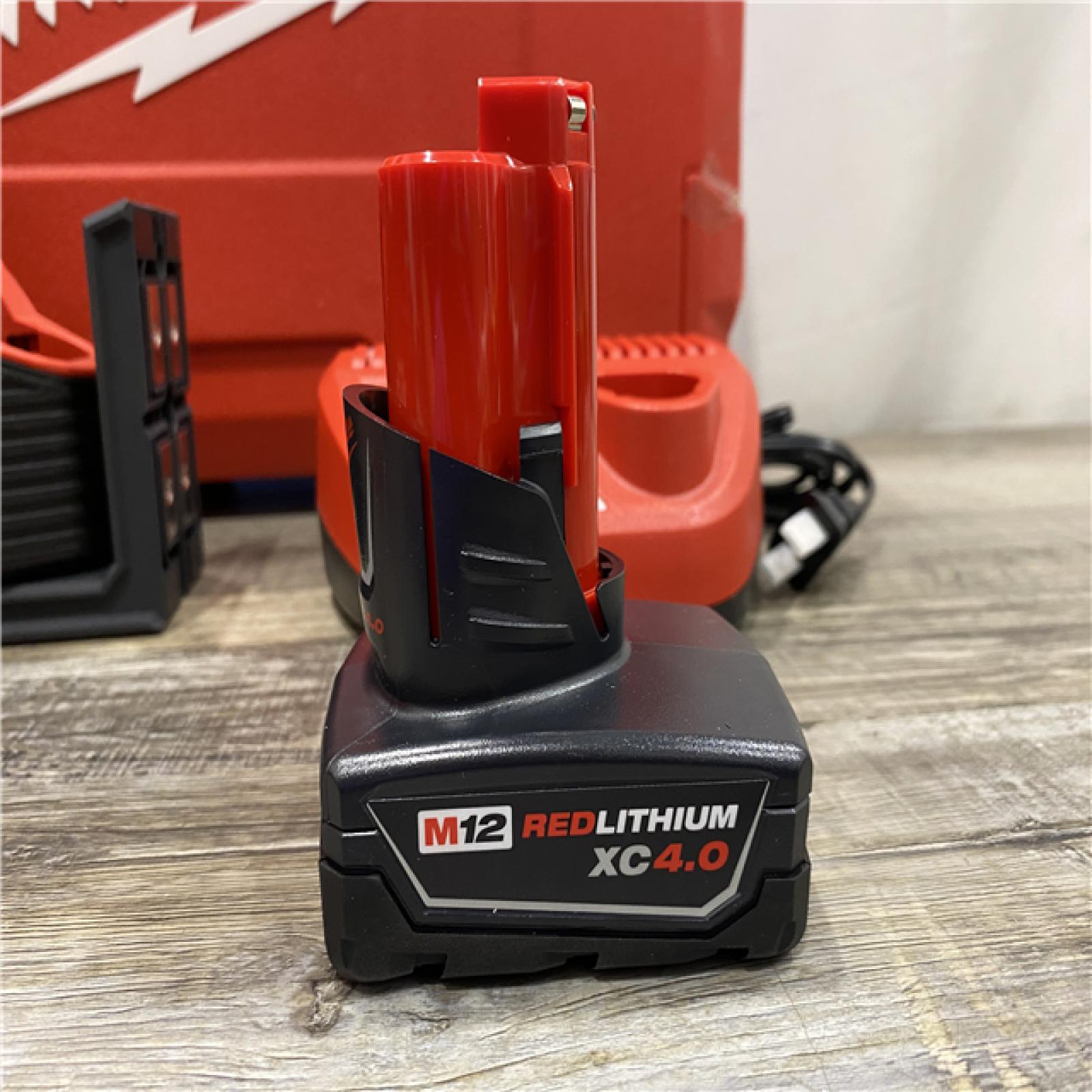 AS-IS Milwaukee 12-Volt Lithium-Ion Cordless Green 250 ft. 3-Plane Laser Level Kit