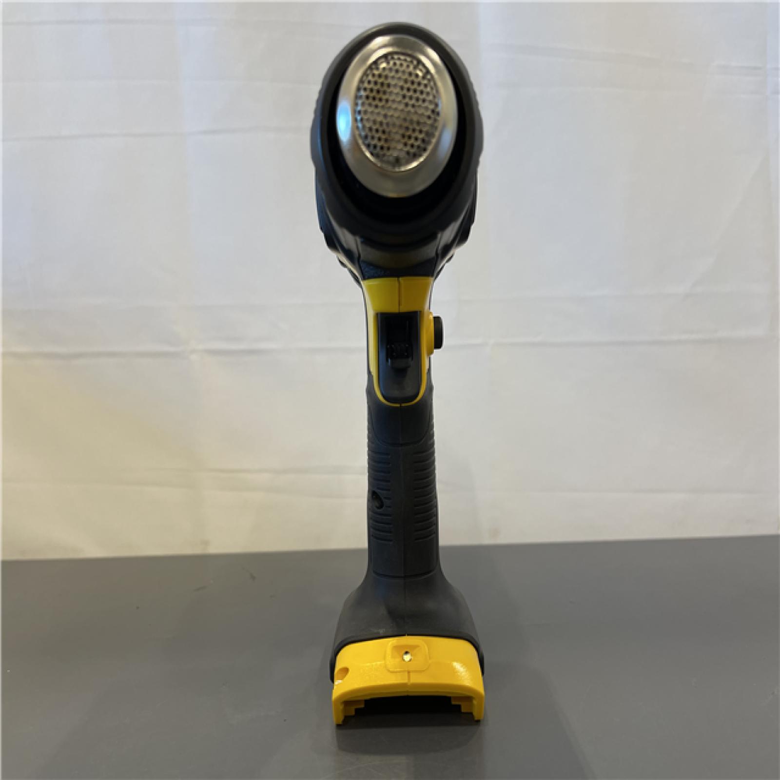 Like New! - DeWalt 20V MAX 20 V Cordless Heat Gun Accessory Kit