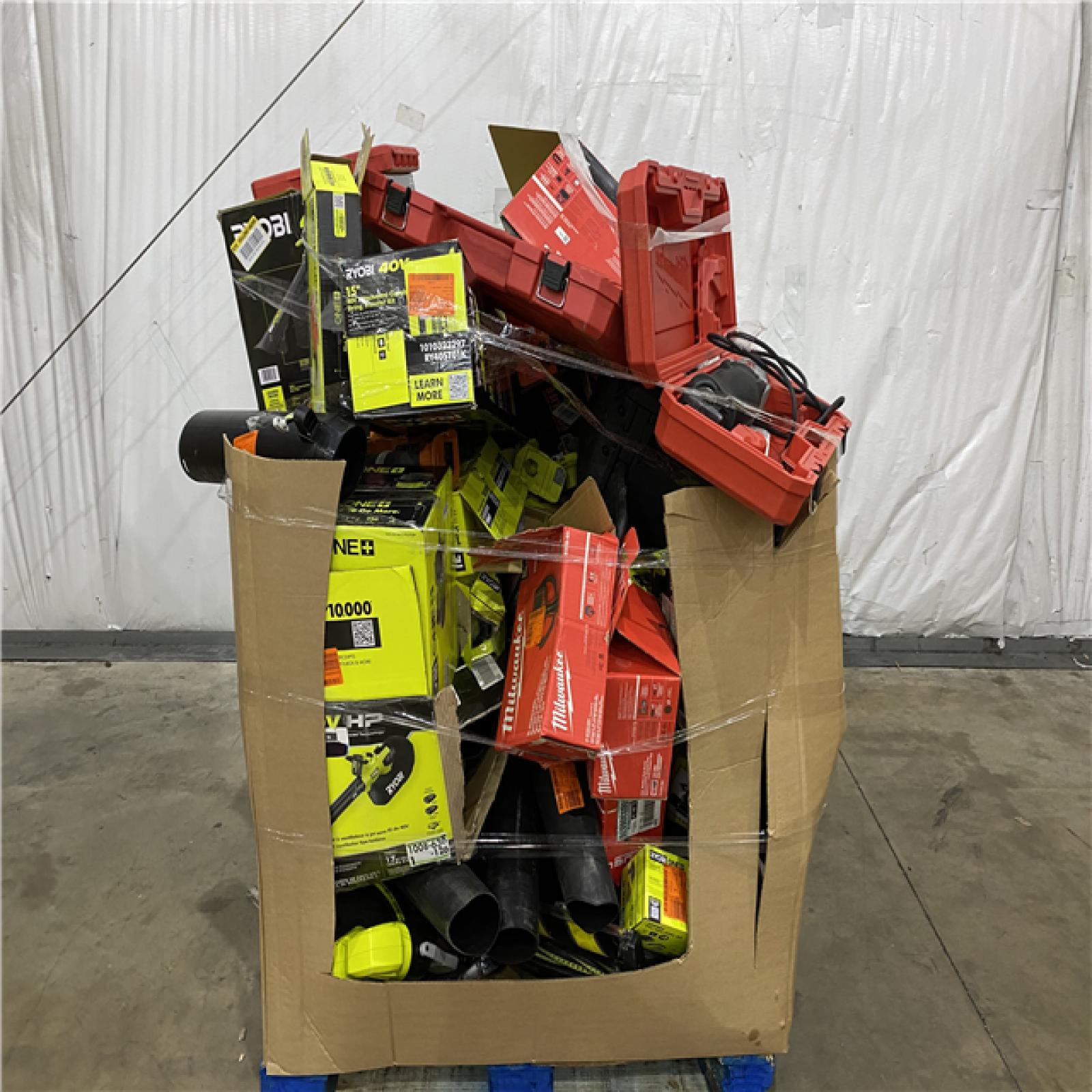 Houston Location AS IS - Tool Pallet