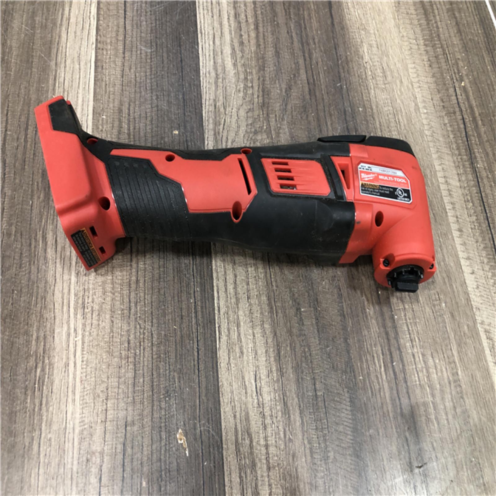 AS-IS Milwaukee 18V Lithium-Ion Cordless Oscillating Multi-Tool (Tool-Only)