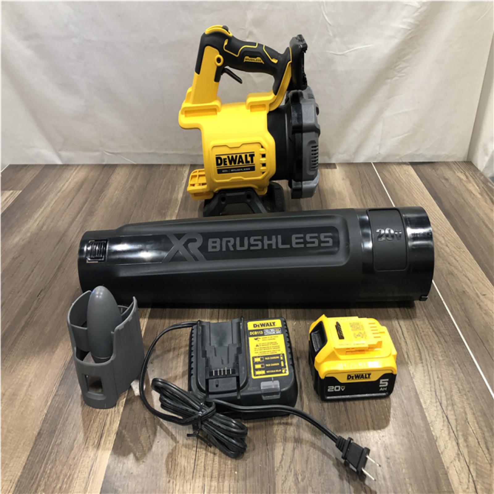 AS-IS DeWalt DCBL722P1 Blower Brushless W/5ah Pk 20v
