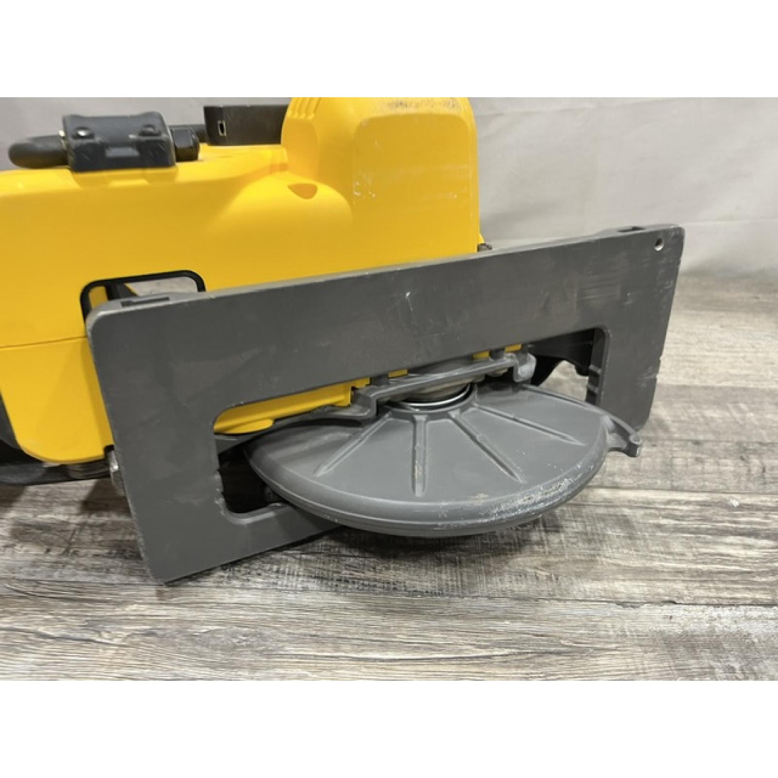 AS-IS DEWALT FLEXVOLT 60V MAX Cordless Brushless 7-1/4 in. Wormdrive Style Circular Saw (Tool Only)
