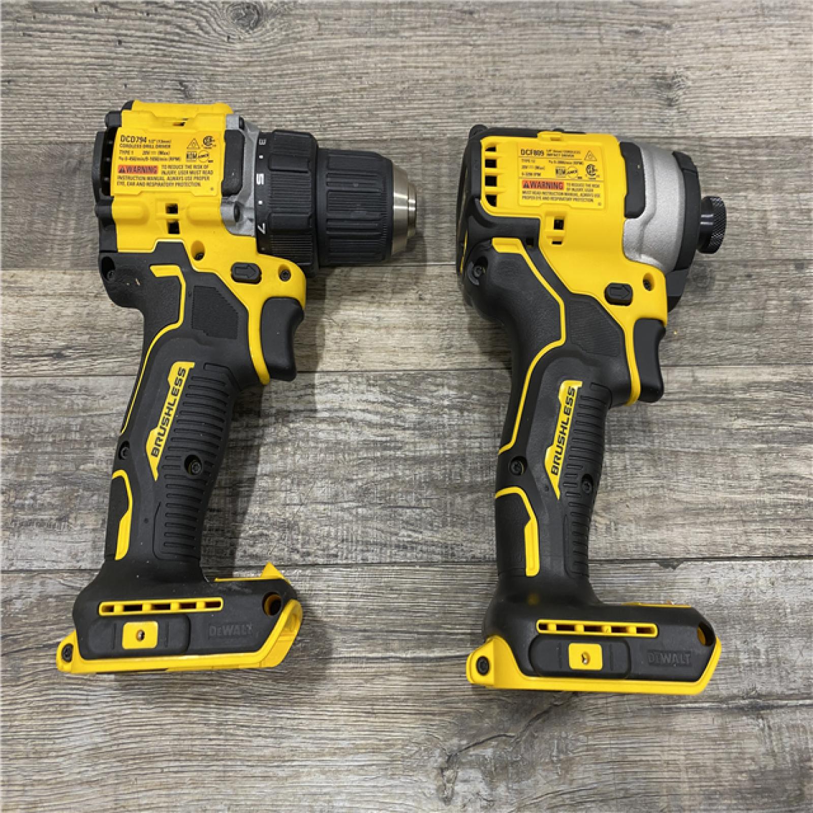 AS-IS DEWALT ATOMIC 20-Volt MAX Lithium-Ion Cordless Combo Kit
