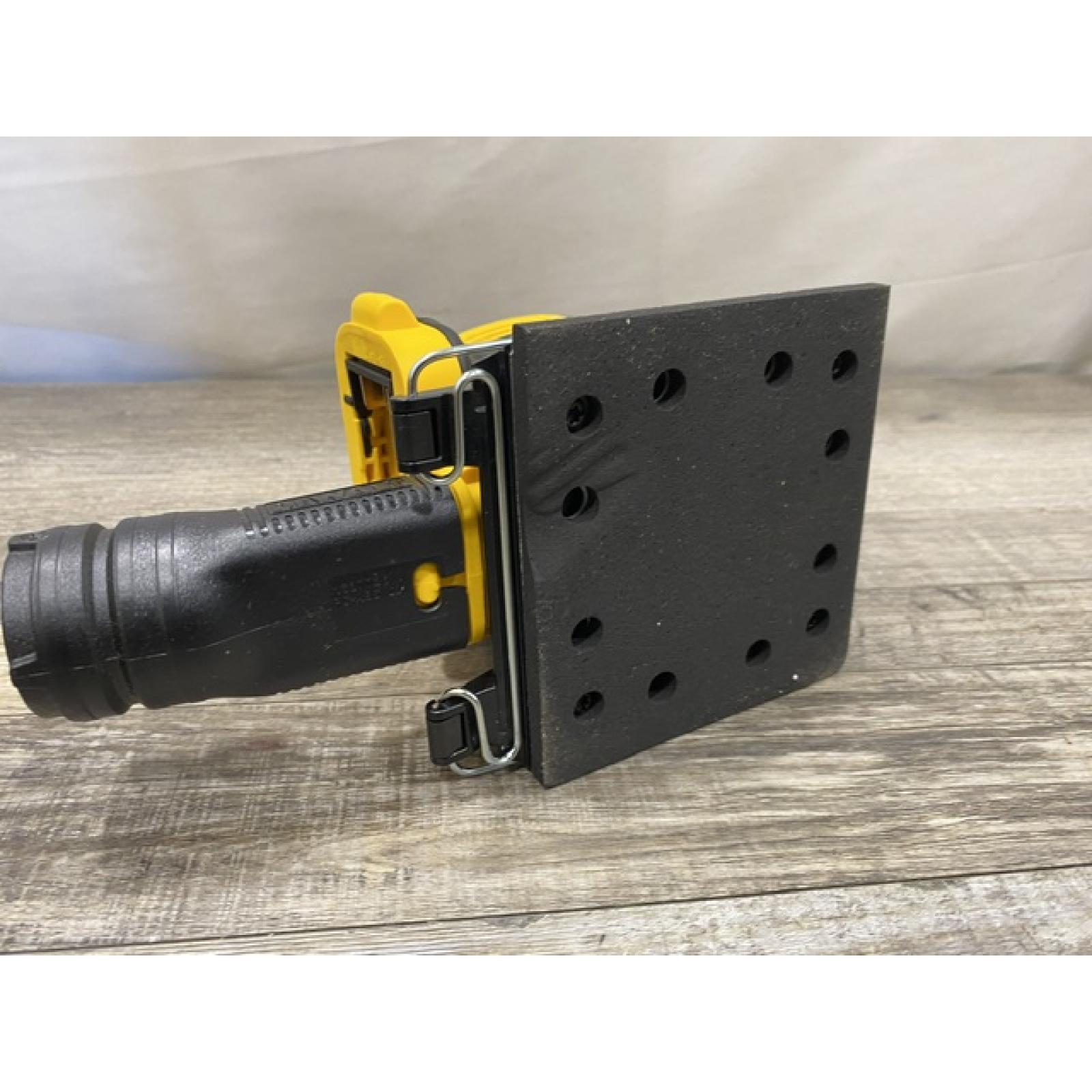 AS-IS DEWALT 20V MAX XR Cordless Brushless 1/4 Sheet Variable Speed Sander (Tool Only)