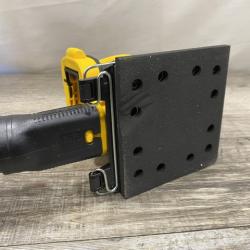 AS-IS DEWALT 20V MAX XR Cordless Brushless 1/4 Sheet Variable Speed Sander (Tool Only)