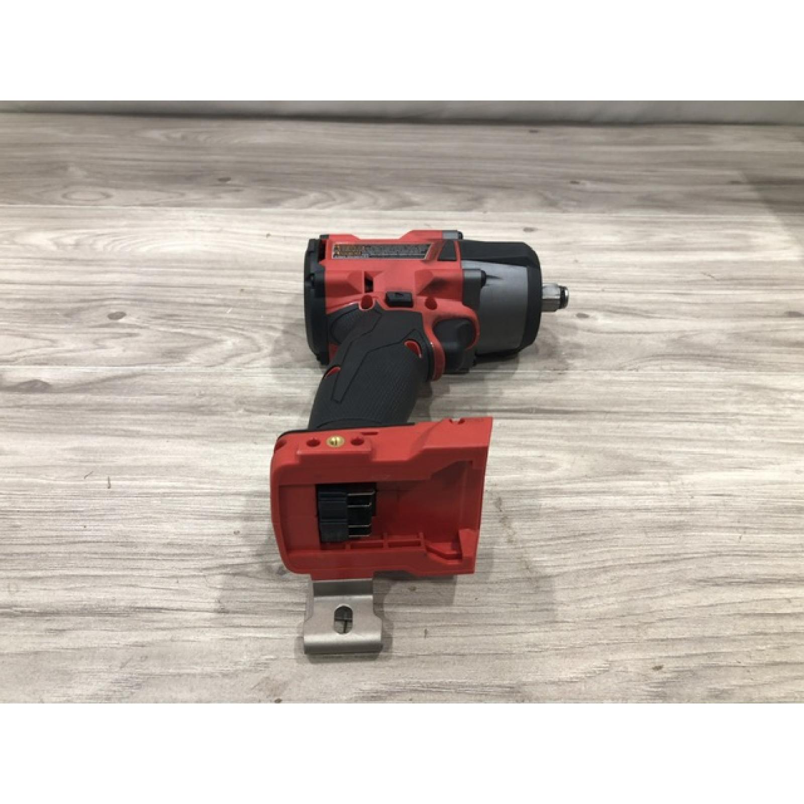 AS-IS Milwaukee 2962-20  M18 18V Fuel 1/2 Mid-Torque Impact Wrench Cordless(Tool-Only)