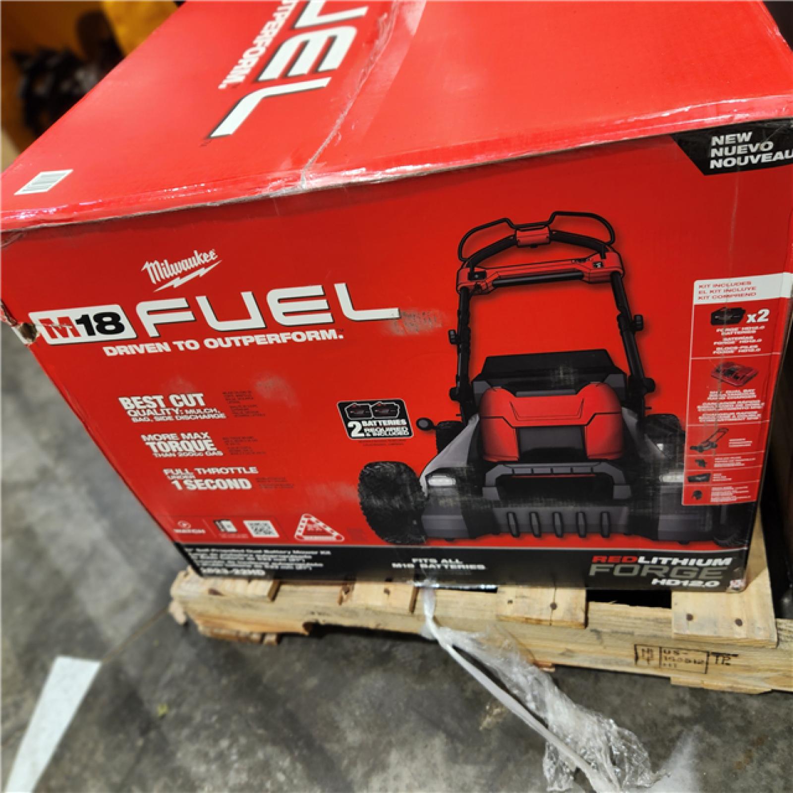 NEW - M18 FUEL Brushless Cordless 21 in. Walk Behind Dual Battery Self-Propelled Mower W/(2) 12.0Ah Battery and Rapid Charger