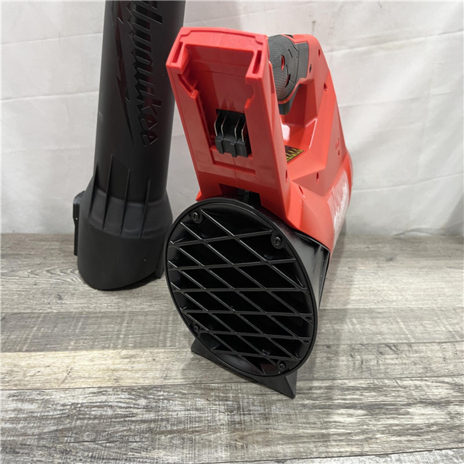 AS-IS Milwaukee FUEL 120 MPH 500 CFM 18V Brushless Cordless Battery Powered Leaf Blower Kit
