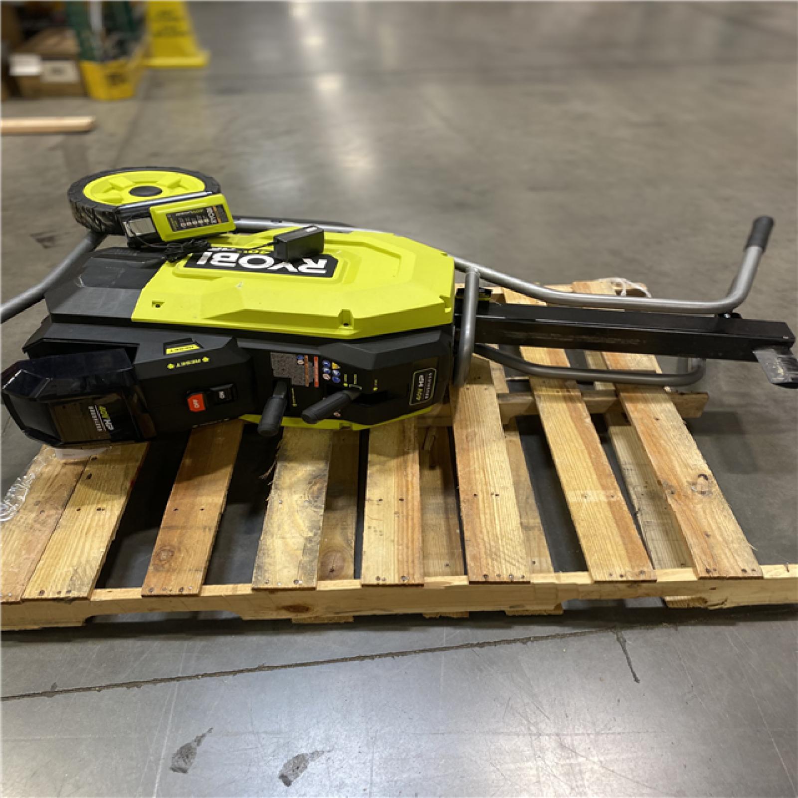Dallas Location - As-Is RYOBI 40V HP Brushless 12-Ton Kinetic Battery Electric Log Splitter Kit - 4.0Ah Battery and Charger Included