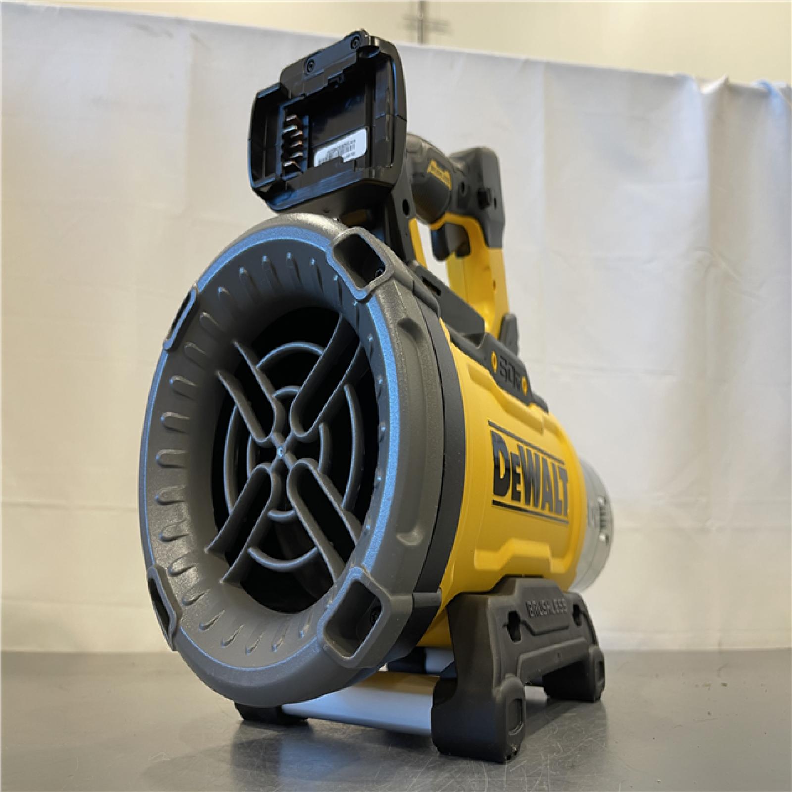 AS-IS - DEWALT FLEXVOLT 60V MAX 160 MPH 760 CFM Brushless Cordless  and Charger