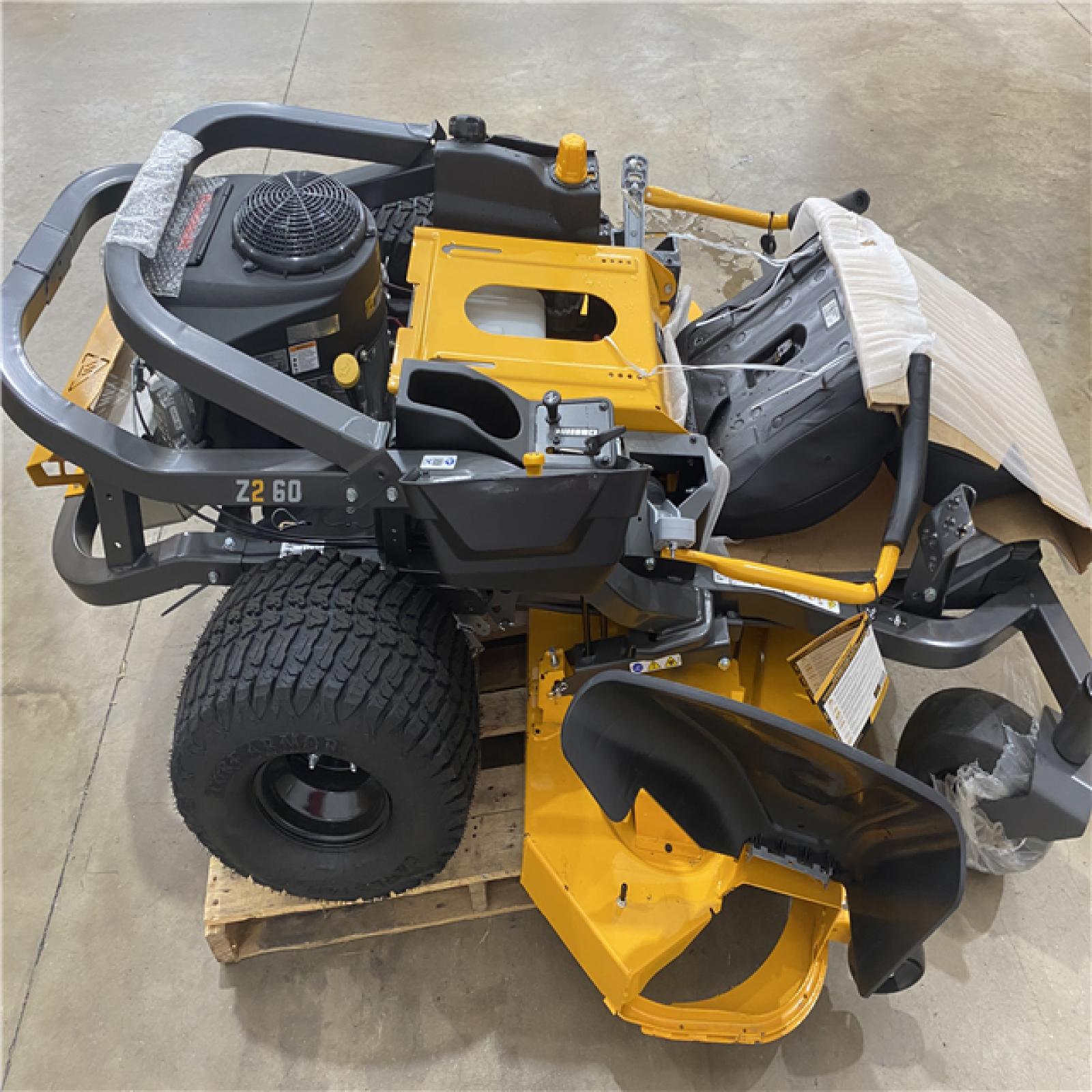 Houston Location - AS-IS Outdoor Power Equipment CUB CADET Z2 60 SIT DOWN MOWER