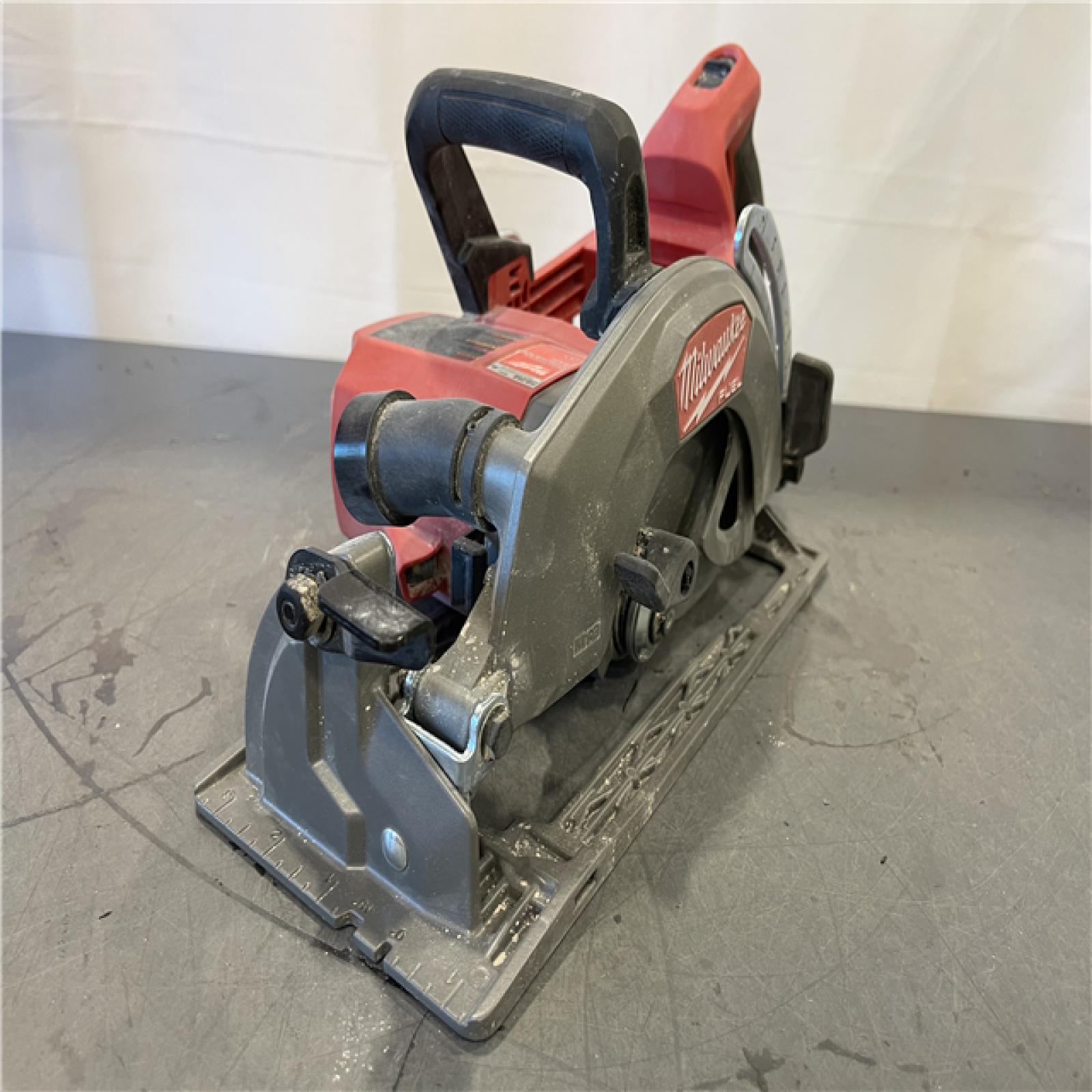 AS-IS - MILWAUKEE M18 FUEL 18V Lithium-Ion Cordless 7-1/4 in. Rear Handle Circular Saw