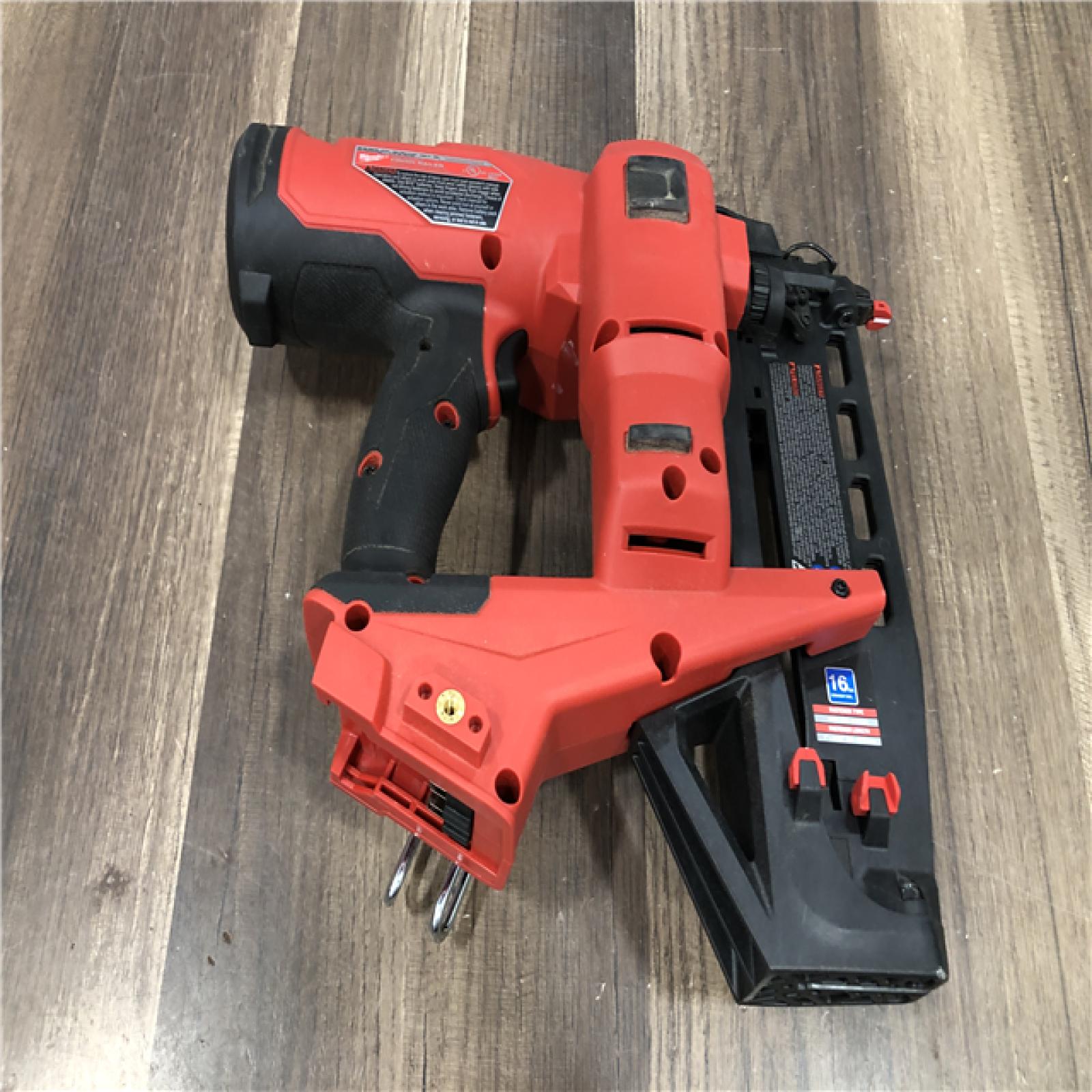 AS-IS Milwaukee FUEL 18-Volt Lithium-Ion Brushless Cordless Gen ll 16-Gauge Straight Finish Nailer (Tool Only)