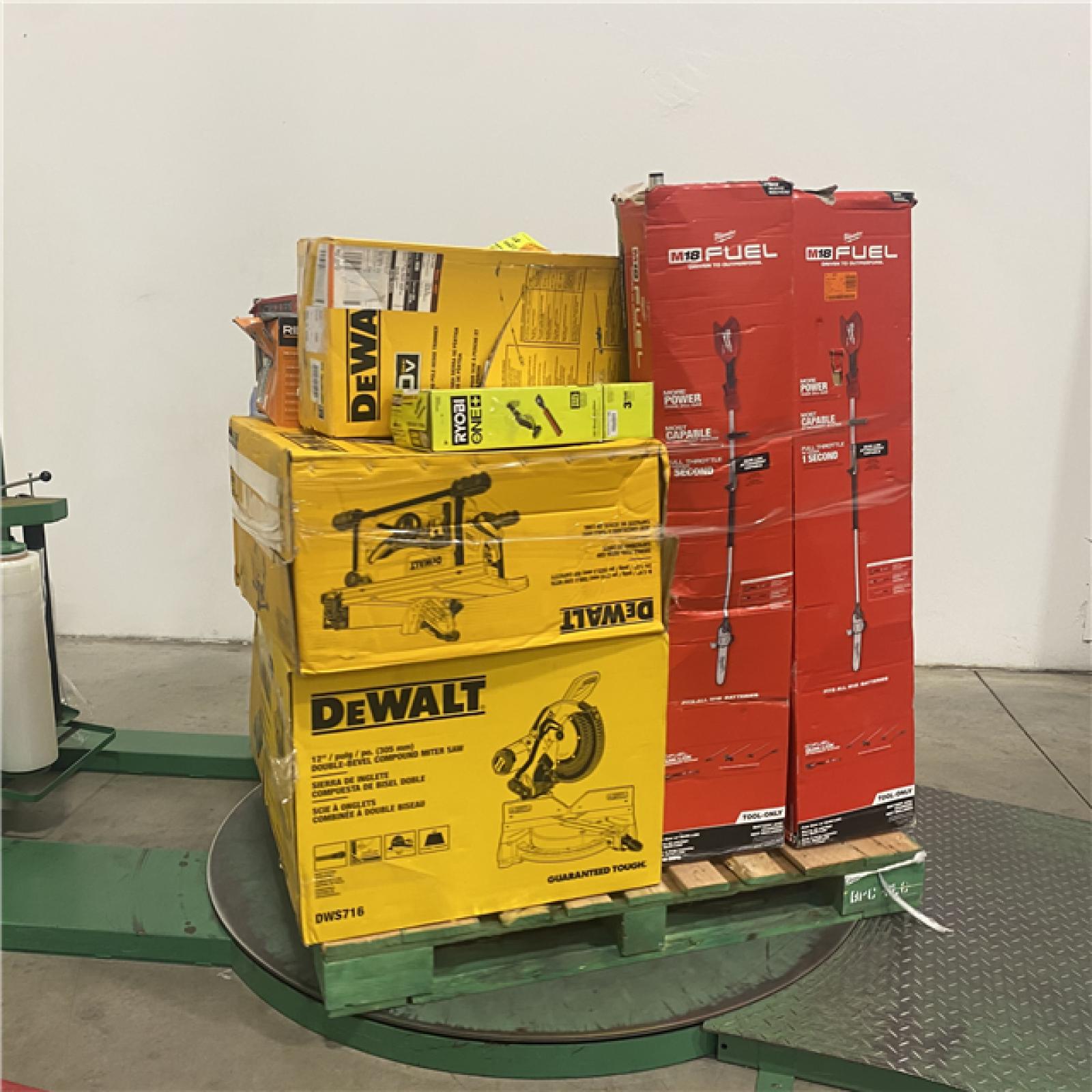 Dallas Location - As-Is Tool Pallet