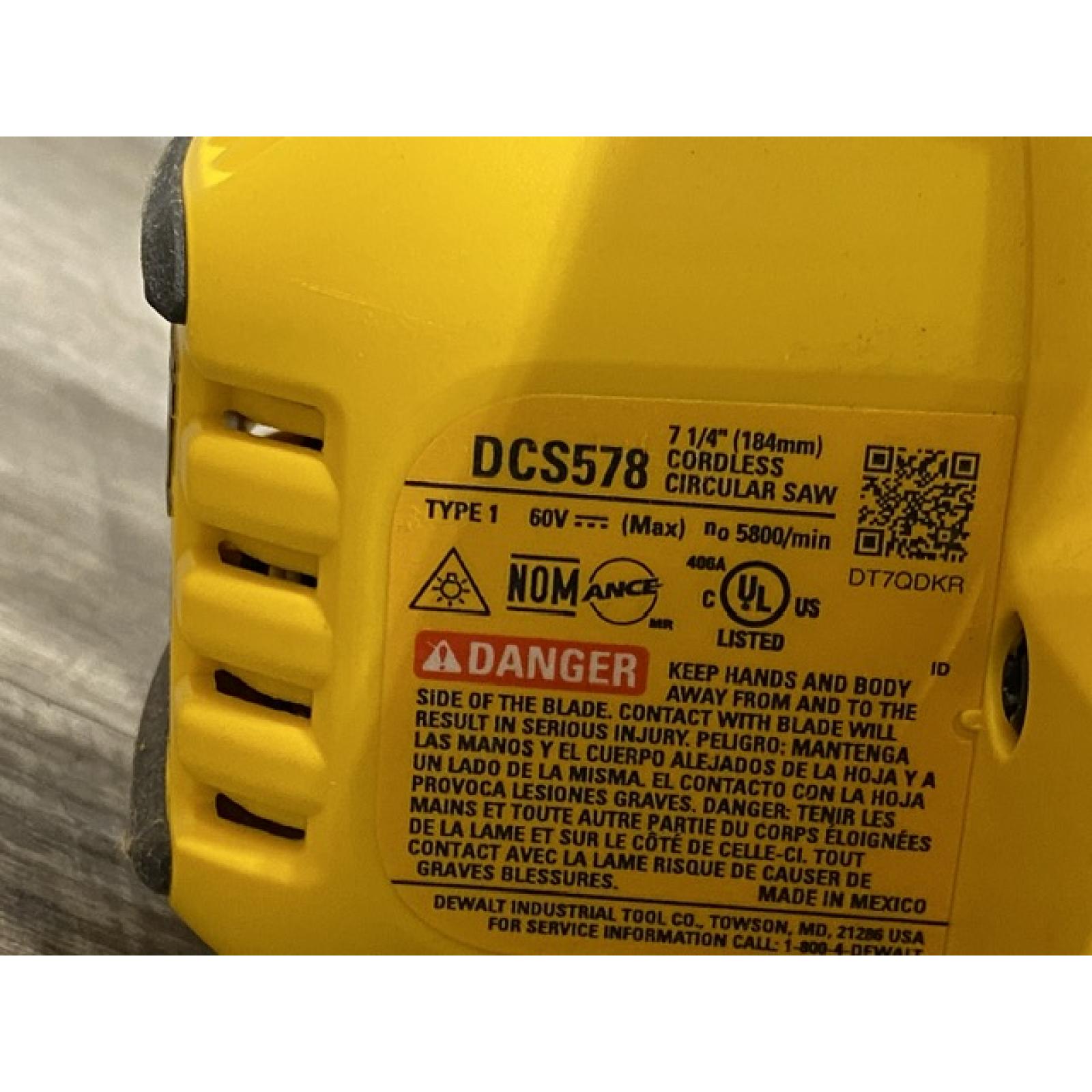 AS-IS DEWALT FLEXVOLT 60V MAX Cordless Brushless 7-1/4 in. Circular Saw with Brake (Tool Only)