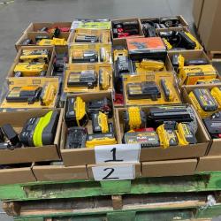 DALLAS LOCATION - AS-IS BATTERY AND CHARGERS PALLET
