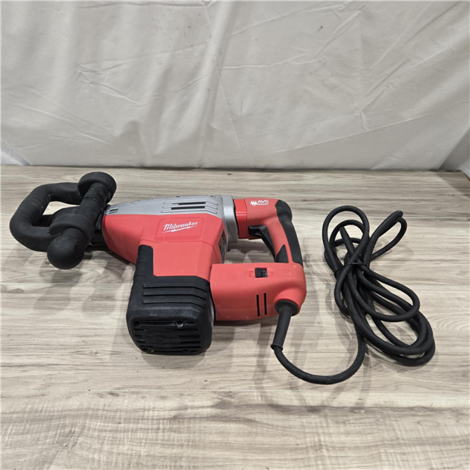 AS-IS Milwaukee 5446-21 SDS MAX Demolition Hammer