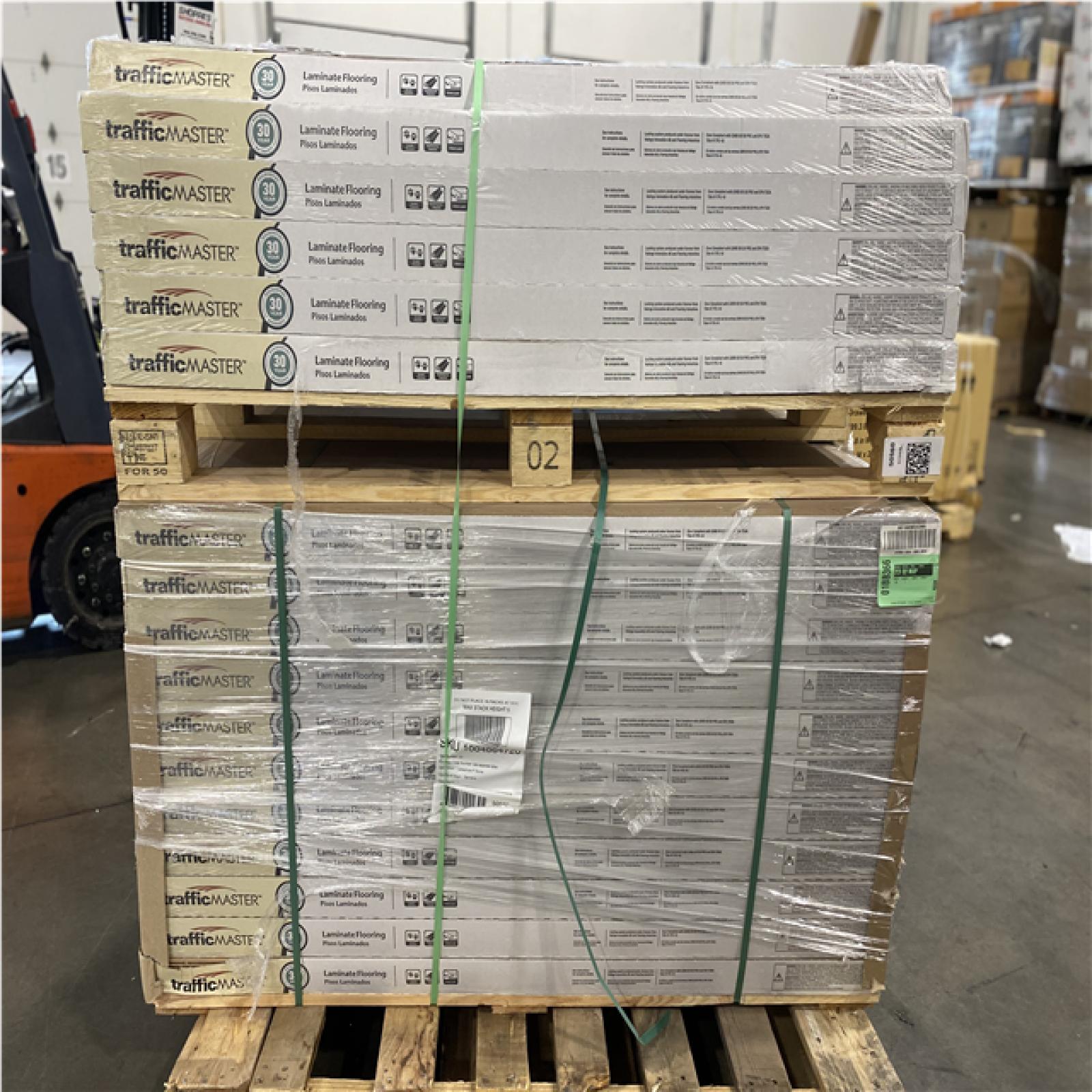 DALLAS LOCATION- TrafficMaster Lakeshore Pecan Stone 7 mm T x 7.6 in. W Laminate Wood Flooring (24.2 sqft/case)PALLET-(67 CASES)