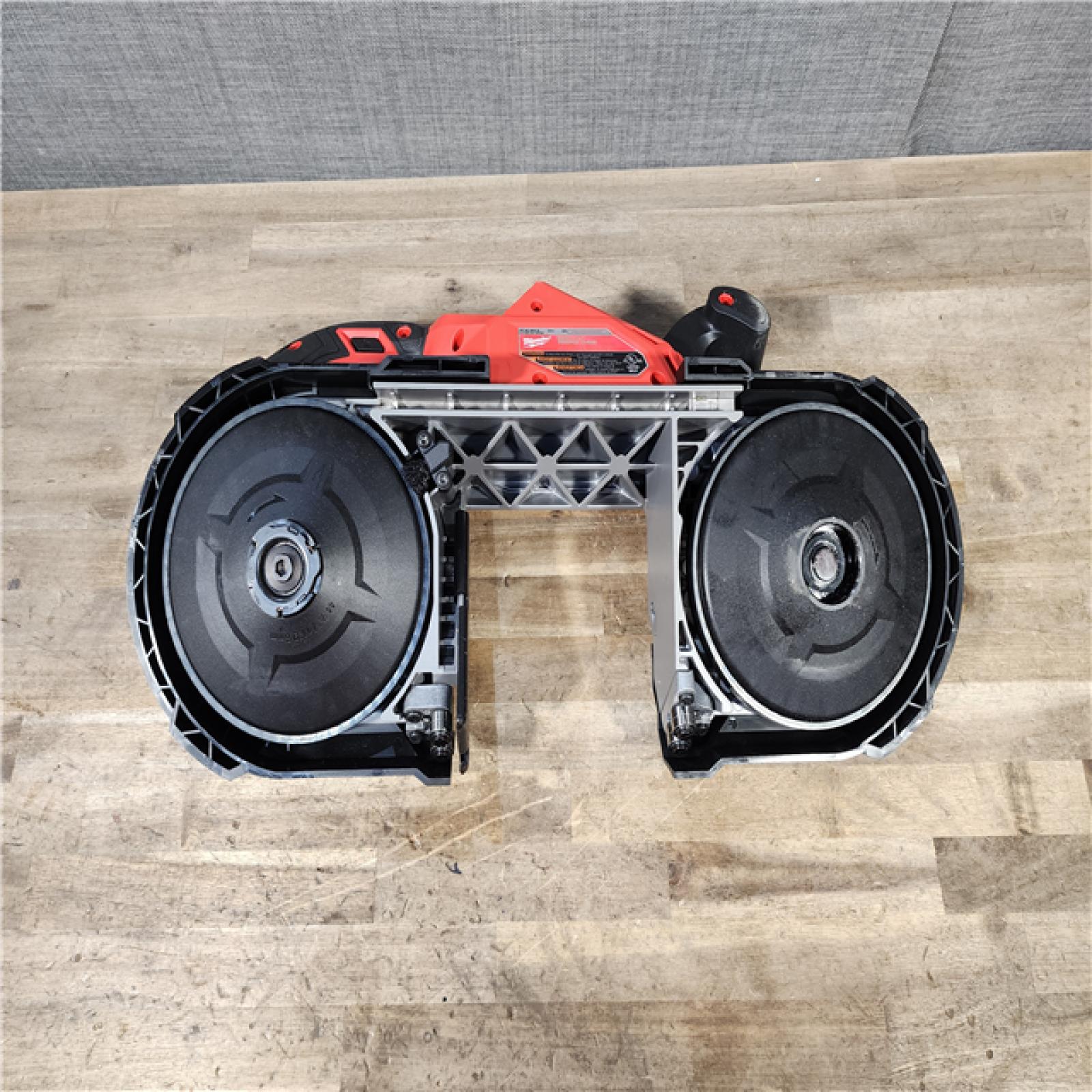 HOUSTON LOCATION - AS-IS (APPEARS LIKE NEW) M18 FUEL 18V Lithium-Ion Brushless Cordless Deep Cut Band Saw (Tool-Only)