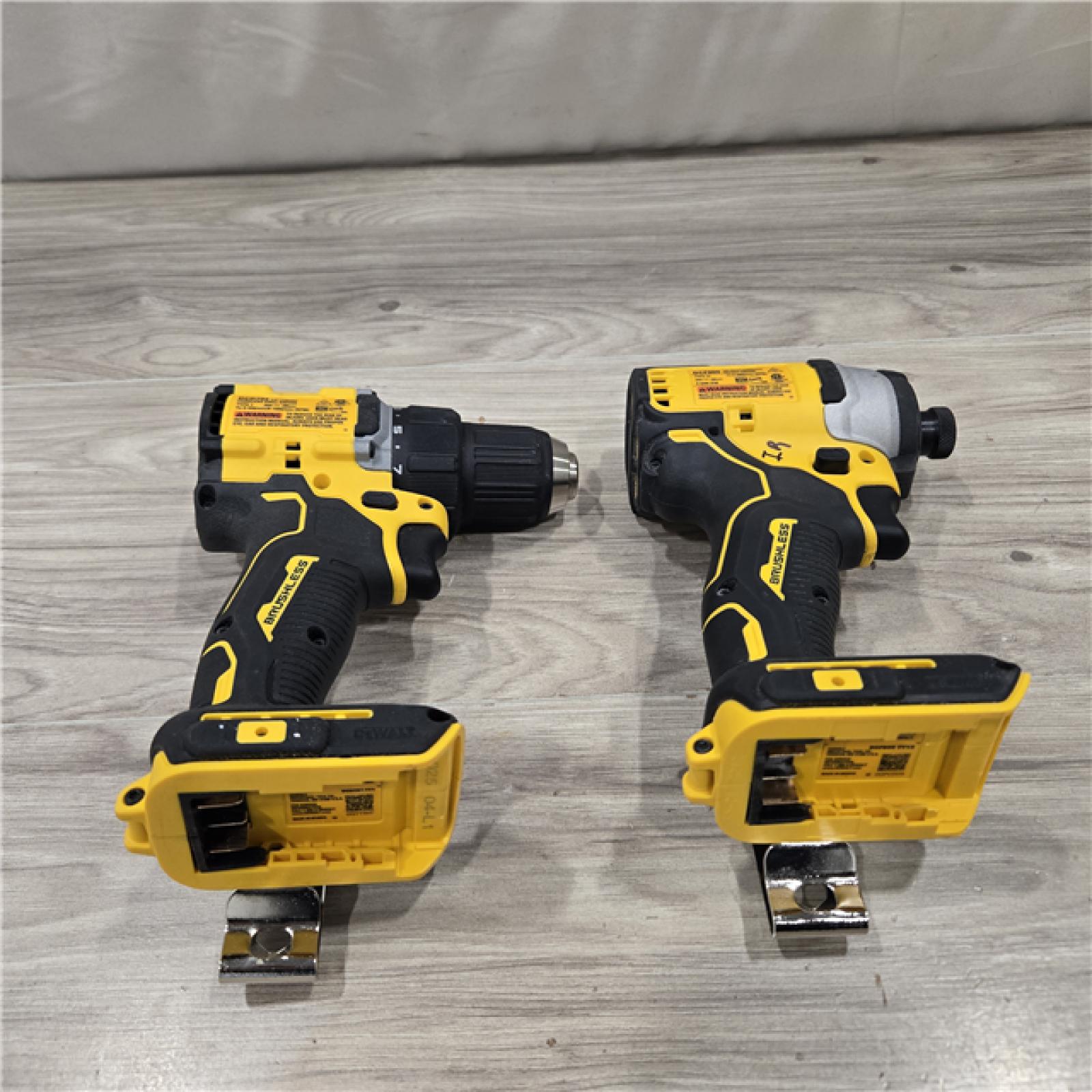 AS-IS Dewalt DCK225D2 20V MAX ATOMIC Compact Cordless Drill Driver and Impact Driver Combo Kit