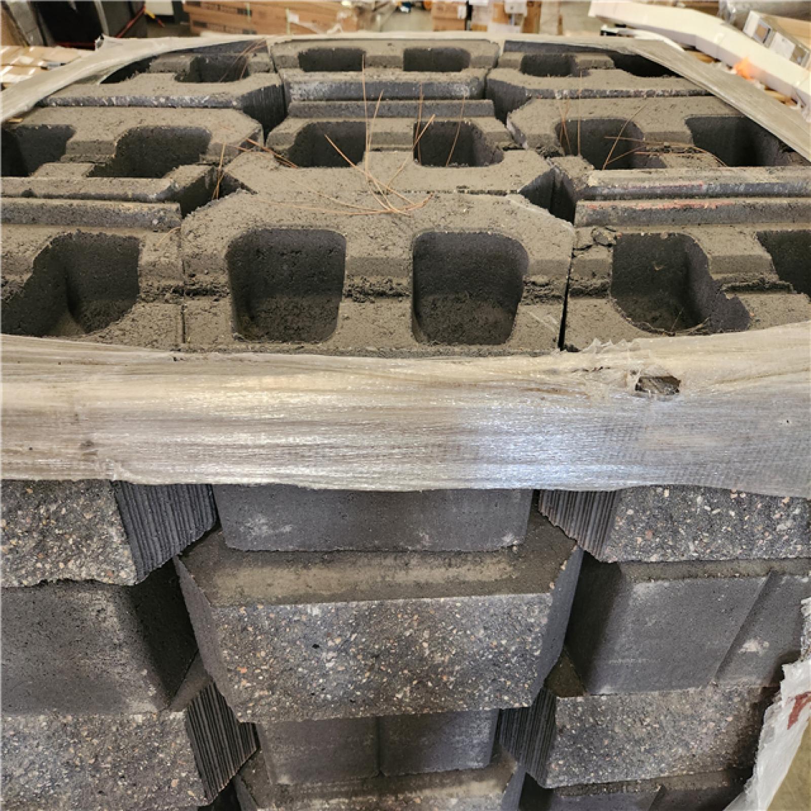 Phoenix Location Pavestone 4 in. x 12 in. x 7.5 in. Legacy Stone Deco Charcoal Pallet (90:Pcs 180:SF)