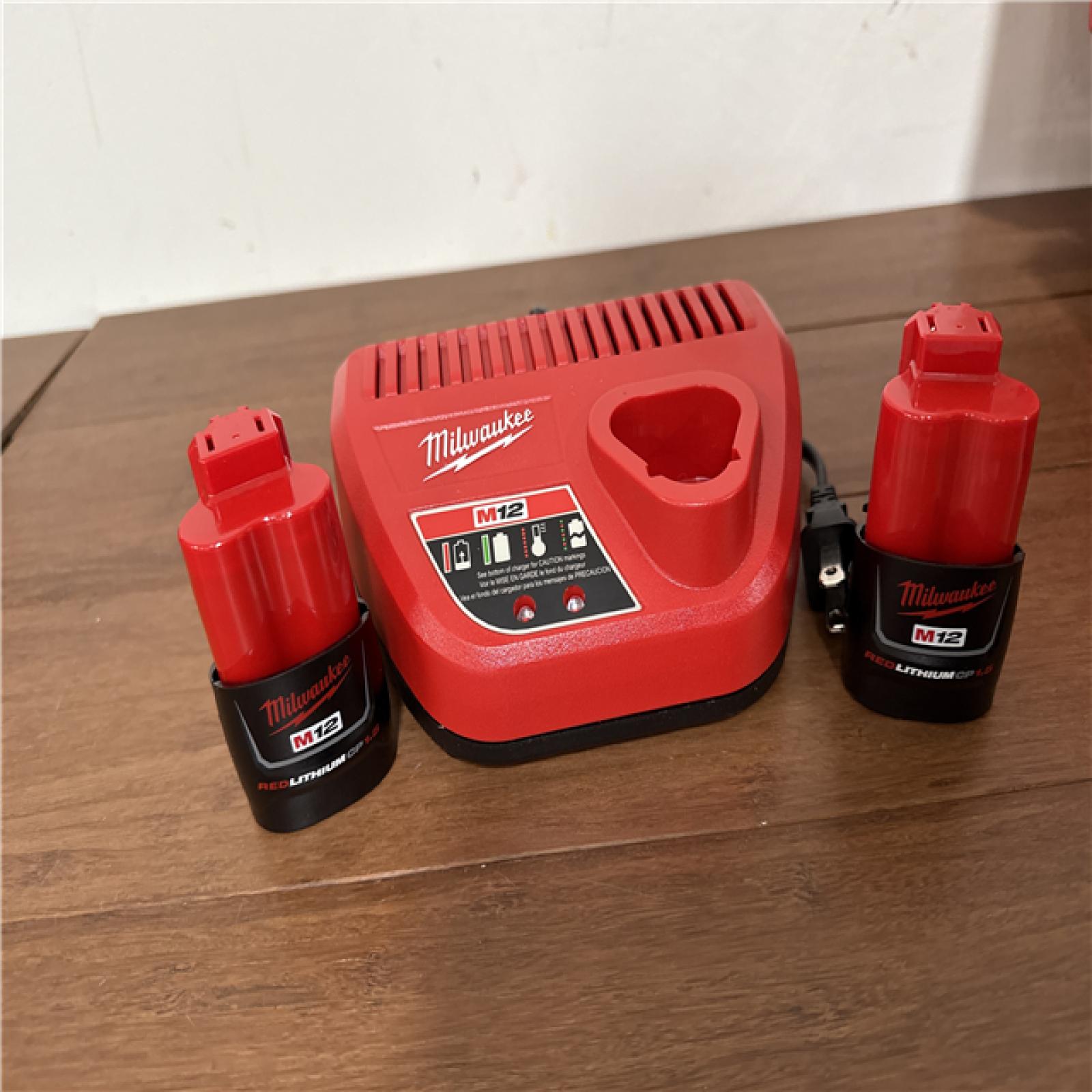 California AS-IS Milwaukee M12 Pex Expansion Kit, includes (2) Batteries, Charger & Hard Case