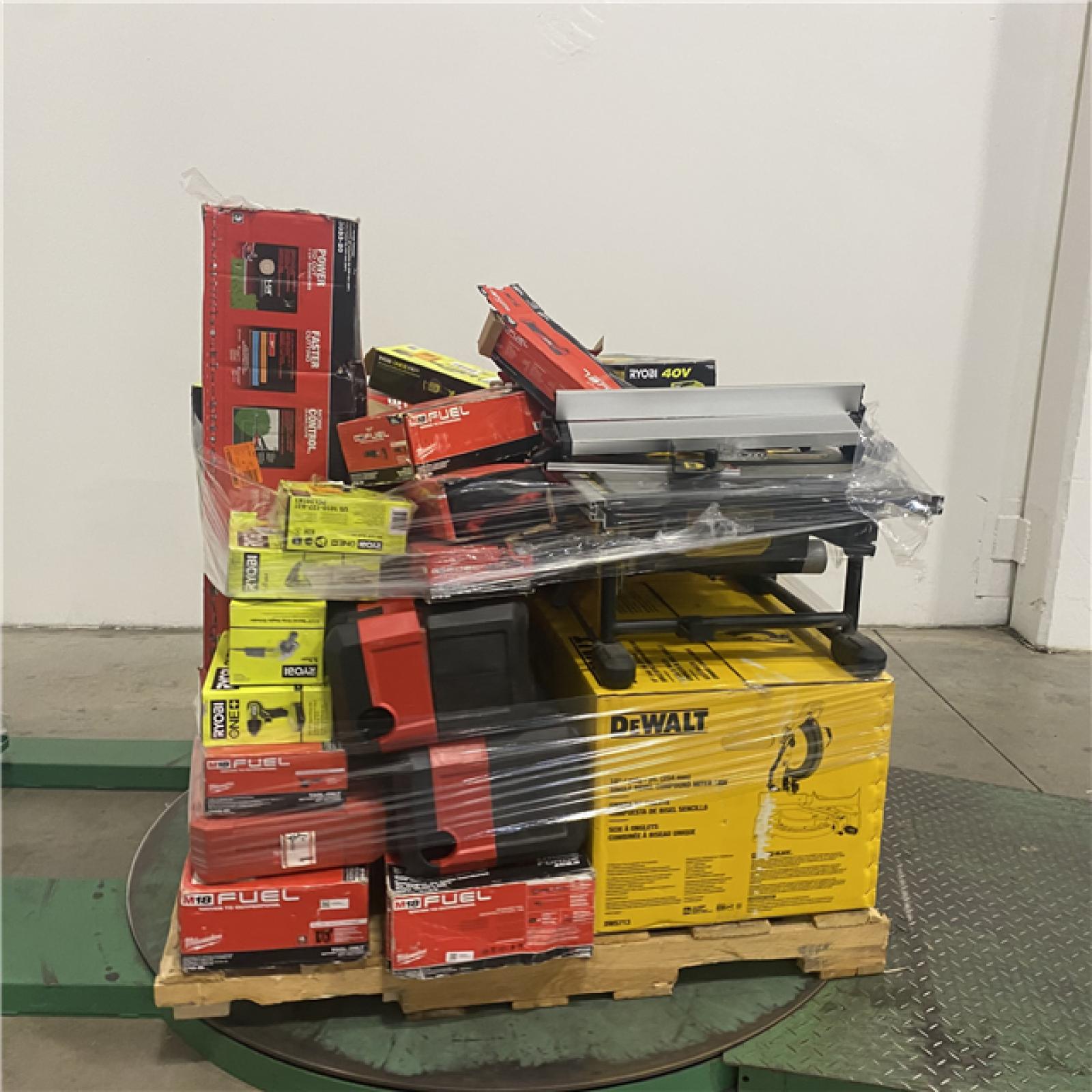 Dallas Location - As-Is Tool Pallet