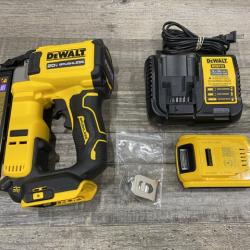AS-IS DEWALT ATOMIC 20V MAX Lithium Ion Cordless 23 Gauge Pin Nailer Kit